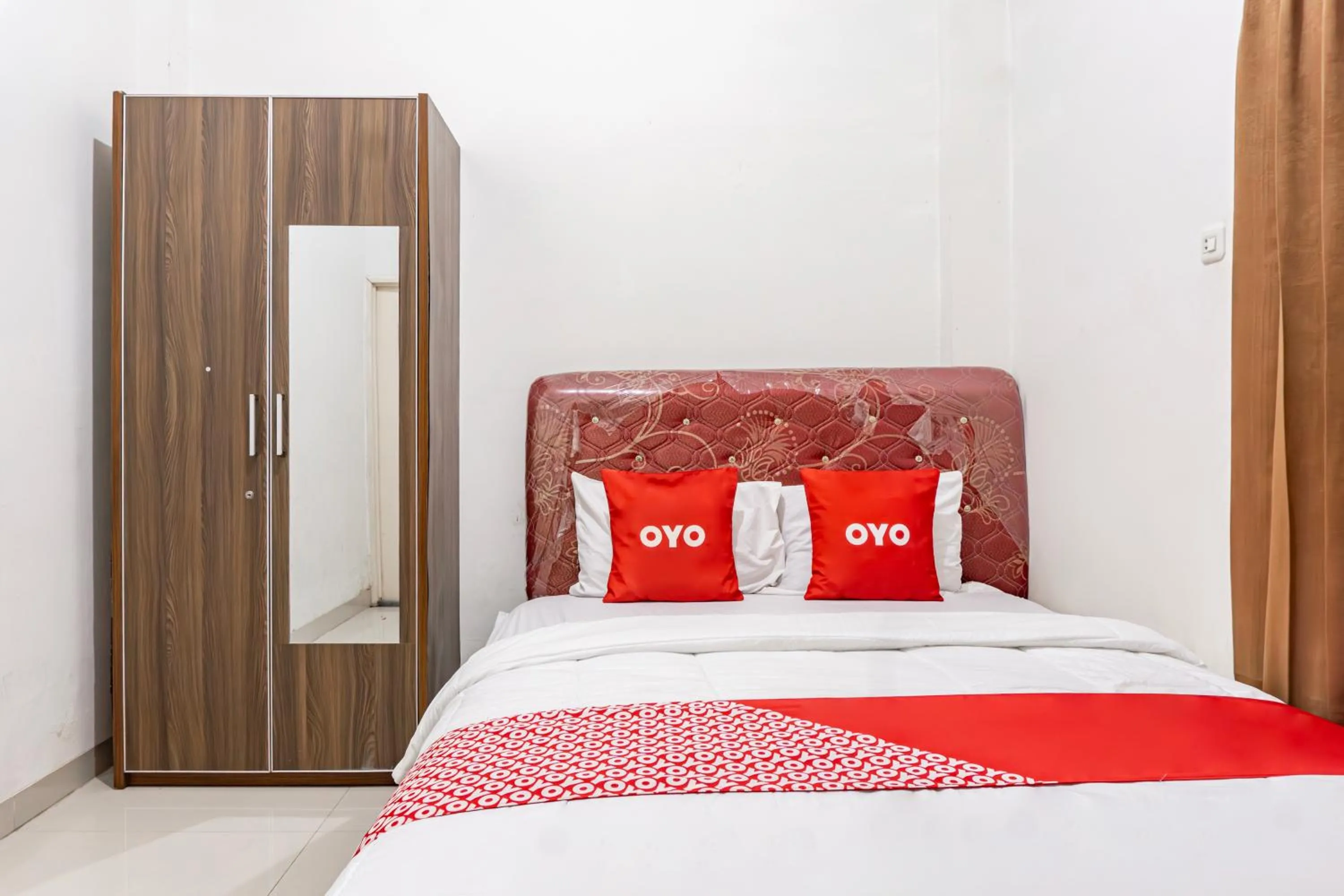 Photo of the whole room, Bed in Hotel O Rajabasa Near Universitas Lampung Formerly Hotel Prasetya