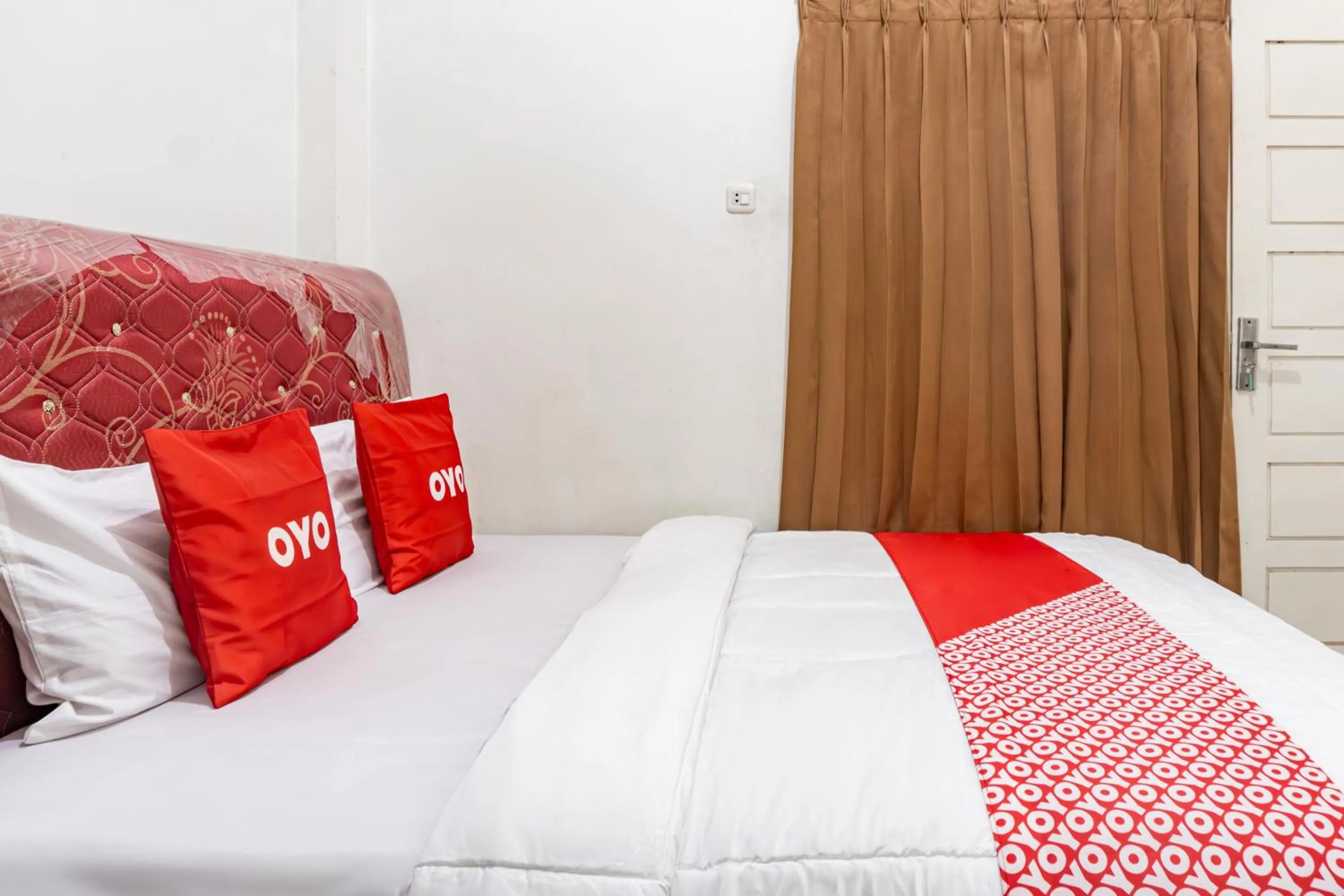 Photo of the whole room, Bed in Hotel O Rajabasa Near Universitas Lampung Formerly Hotel Prasetya