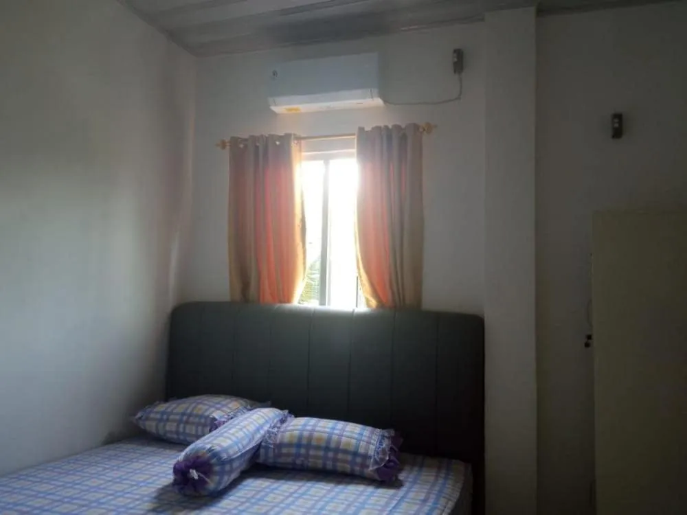 Bedroom, Bed in Hotel O Ratha Guest House Syariah