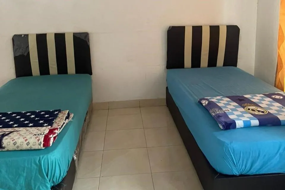 Bedroom, Bed in Hotel O Ratha Guest House Syariah