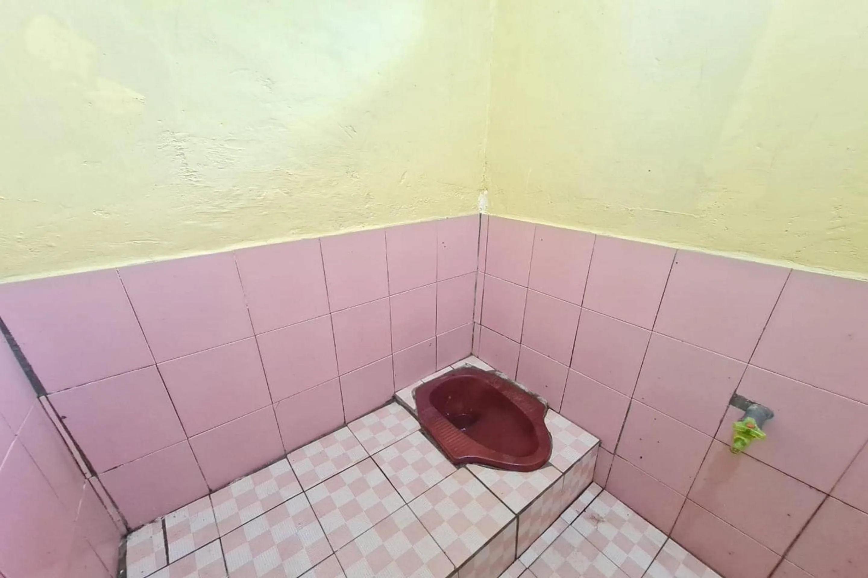 Bathroom in Hotel O Pondok An Syariah