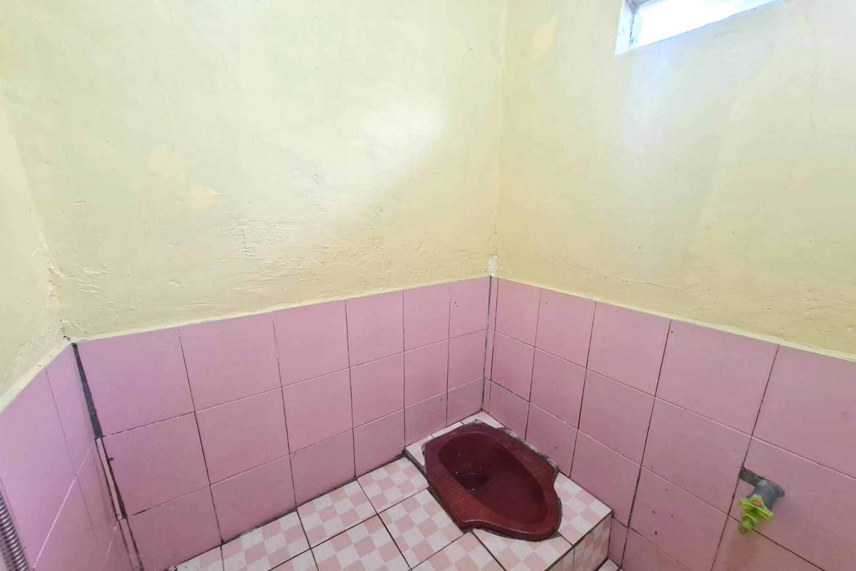 Bathroom in Hotel O Pondok An Syariah