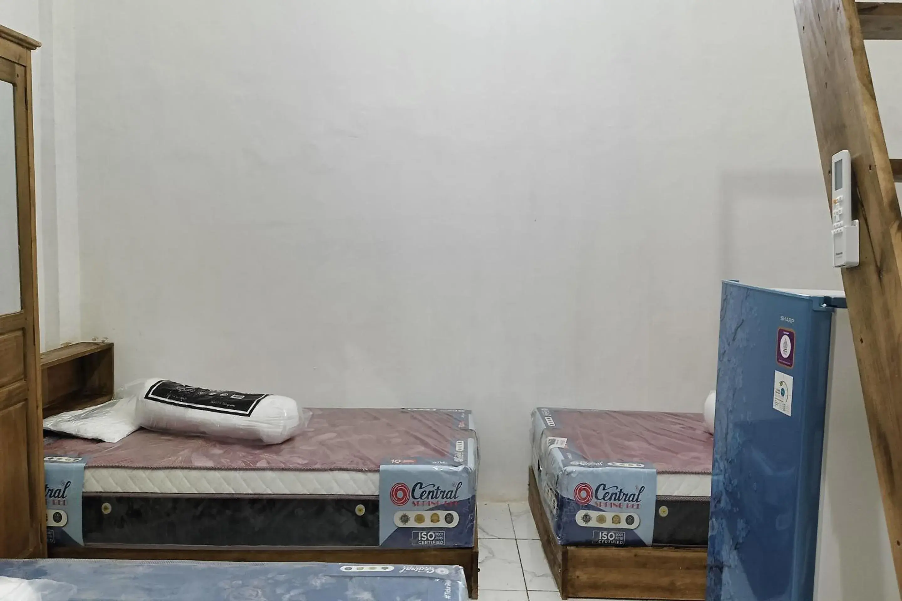 Bedroom, Bed in Hotel O Melros Place Homestay Bedroom, Bed in Hotel O Melros Place Homestay