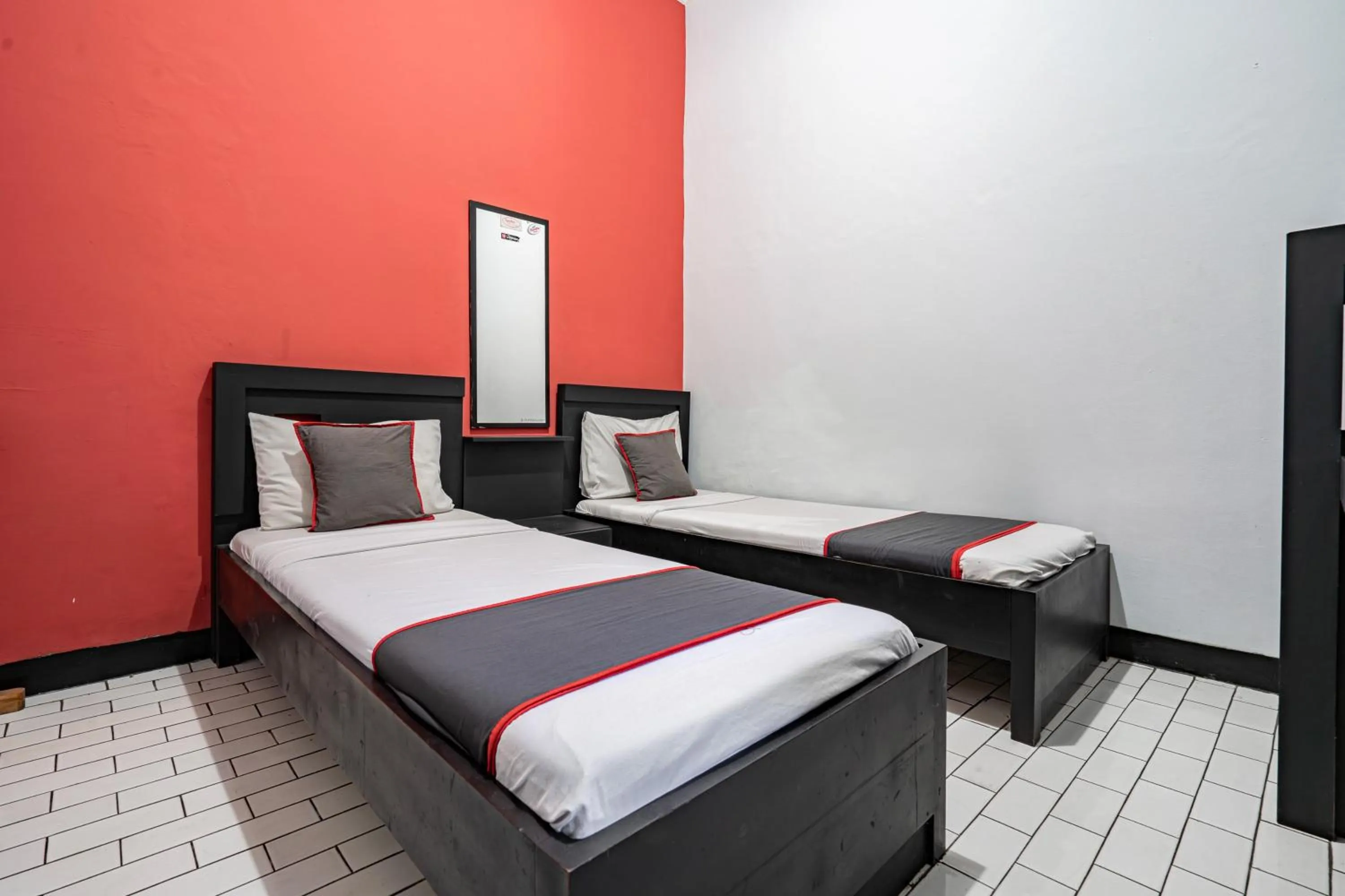 Bedroom, Bed in Collection O Tasikmalaya Near Stadium Wiradadaha Formerly Hotel Abadi