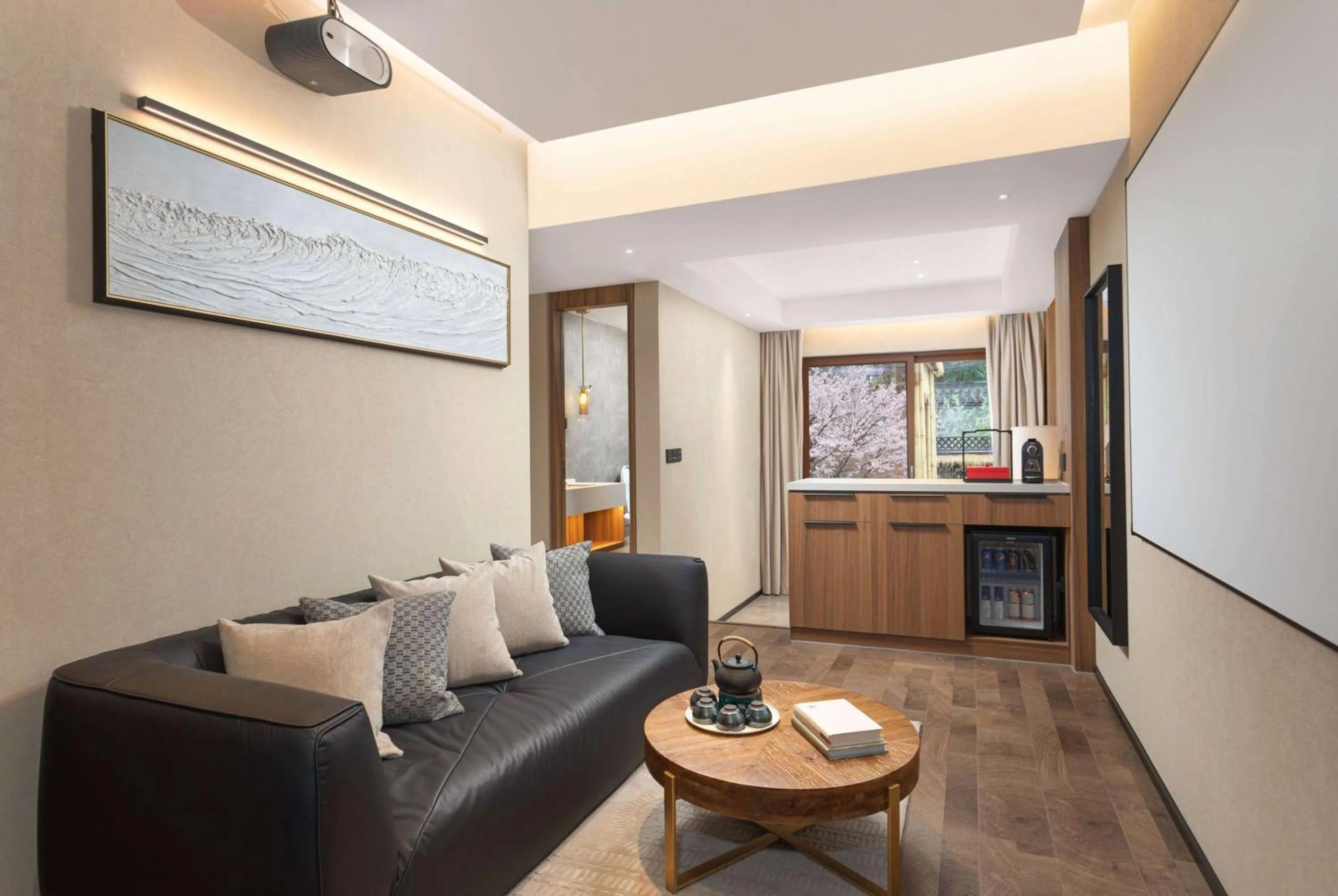 Photo of the whole room in Wyndham Garden Qionglai Downtown