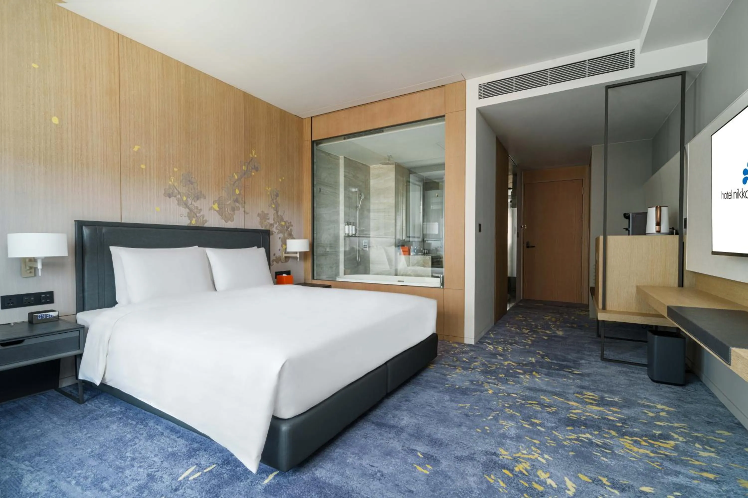 Photo of the whole room, Bed in Hotel Nikko Kaohsiung