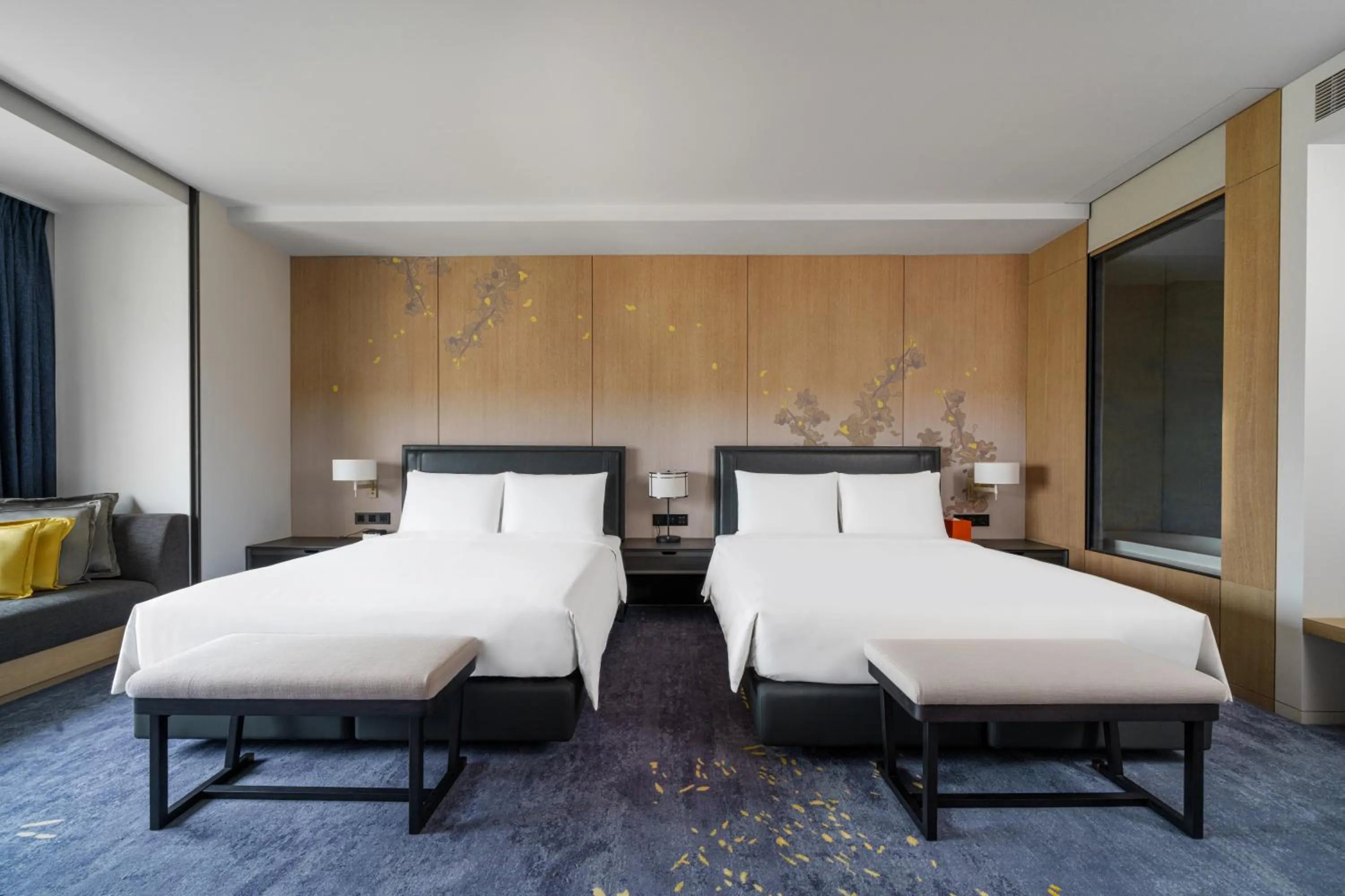 Photo of the whole room, Bed in Hotel Nikko Kaohsiung