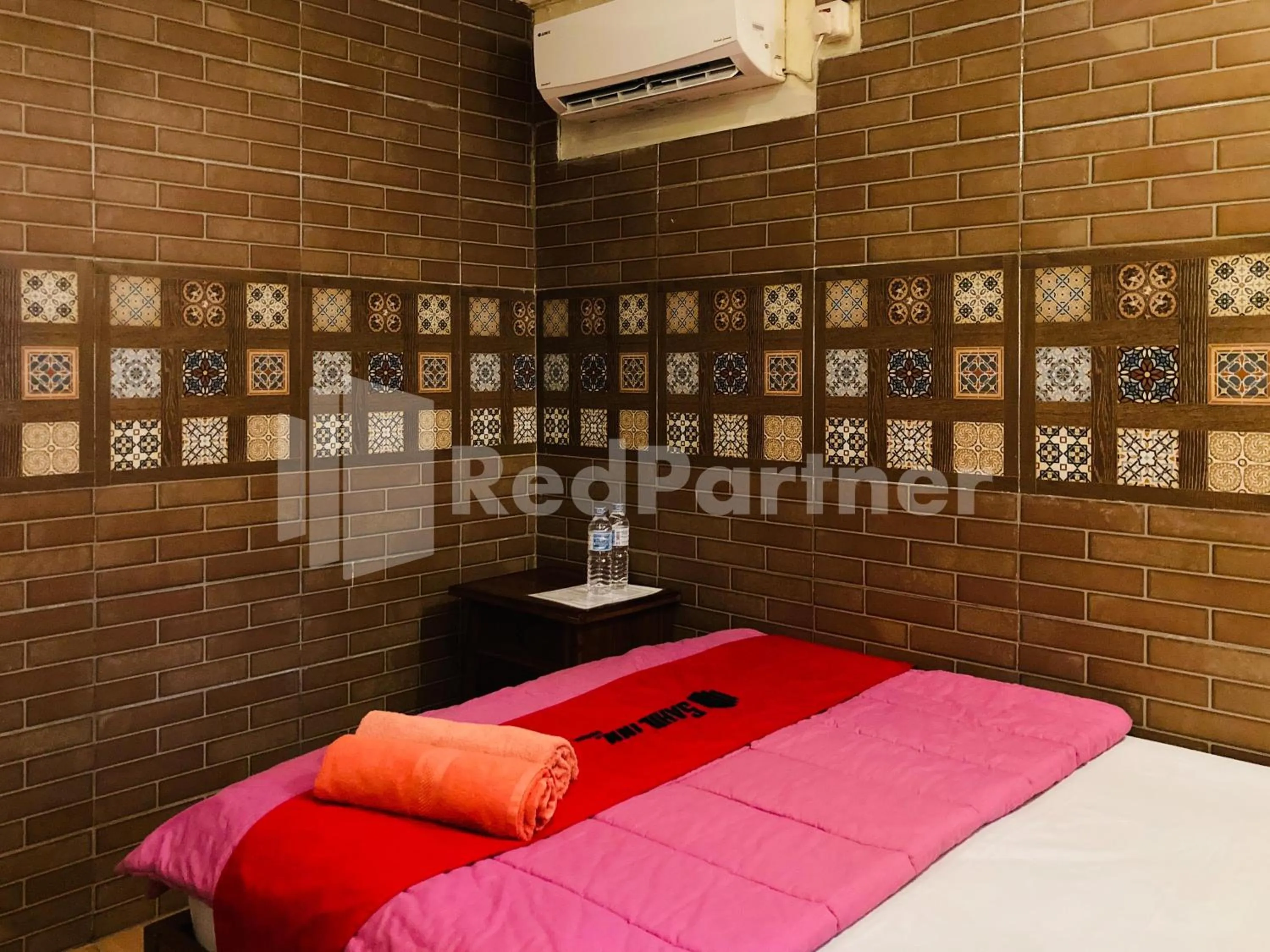 Bedroom, Bed in Sahil inn Syariah Prawirotaman RedPartner