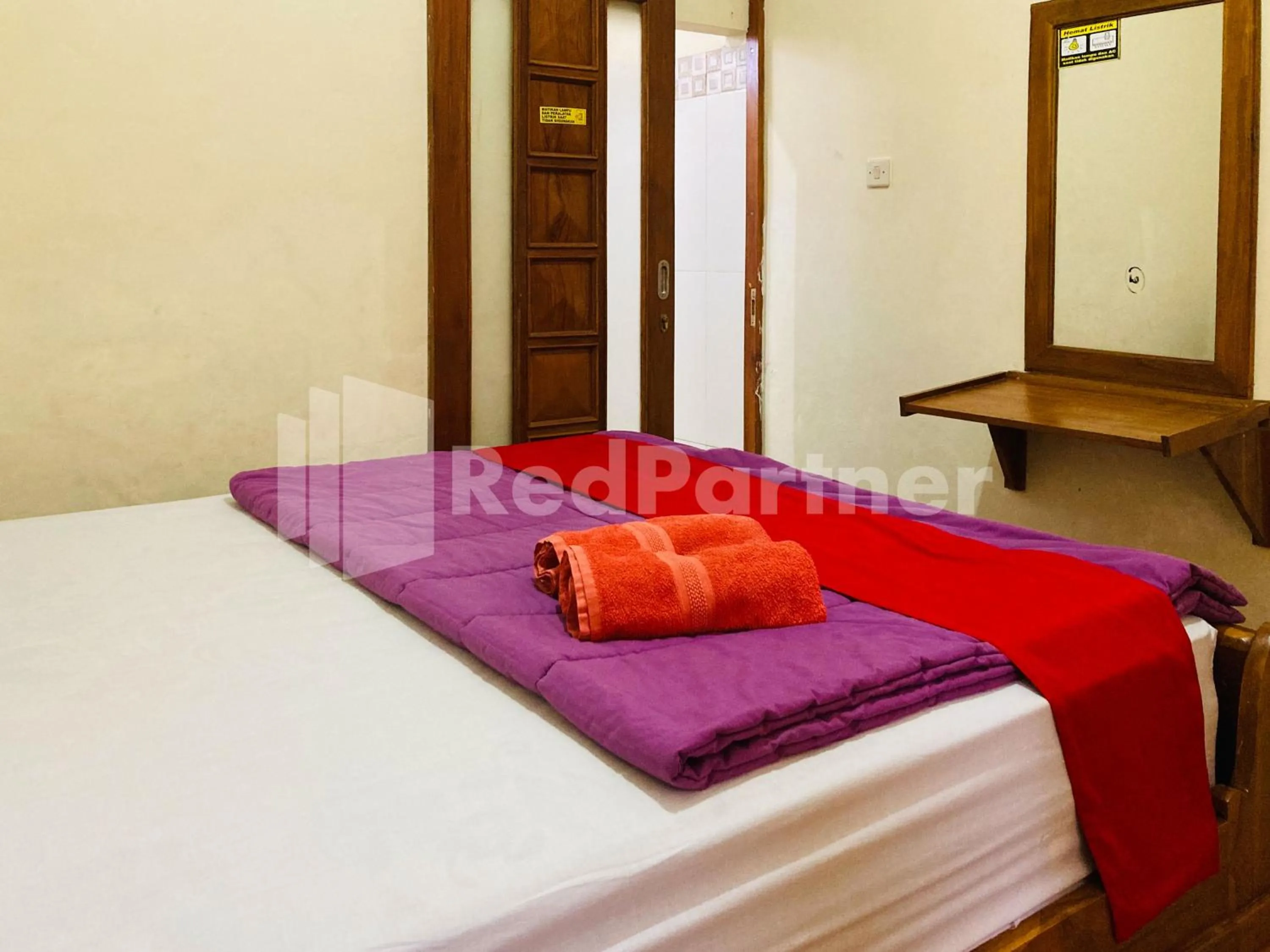 Bed in Sahil inn Syariah Prawirotaman RedPartner