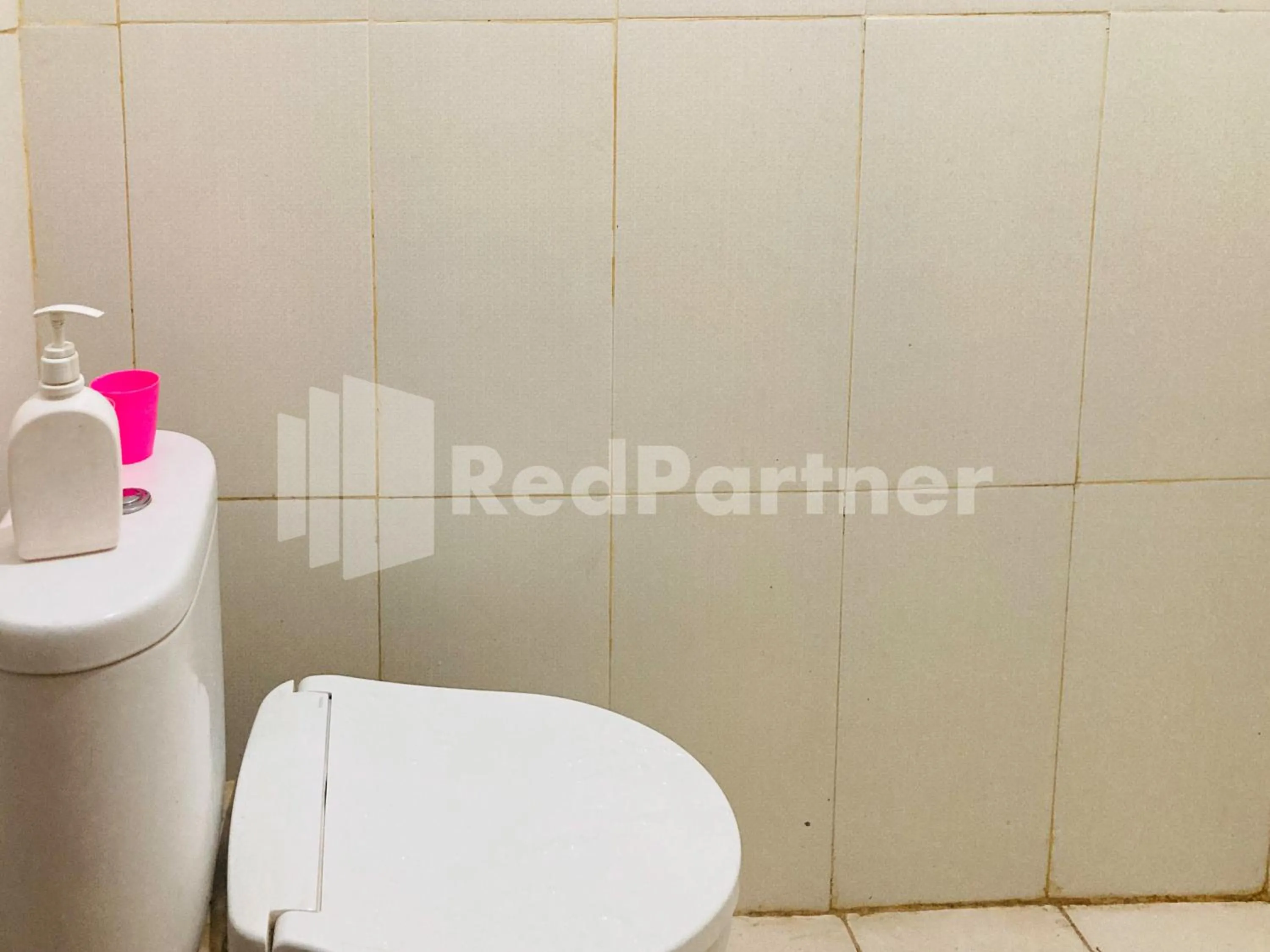 Bathroom in Sahil inn Syariah Prawirotaman RedPartner