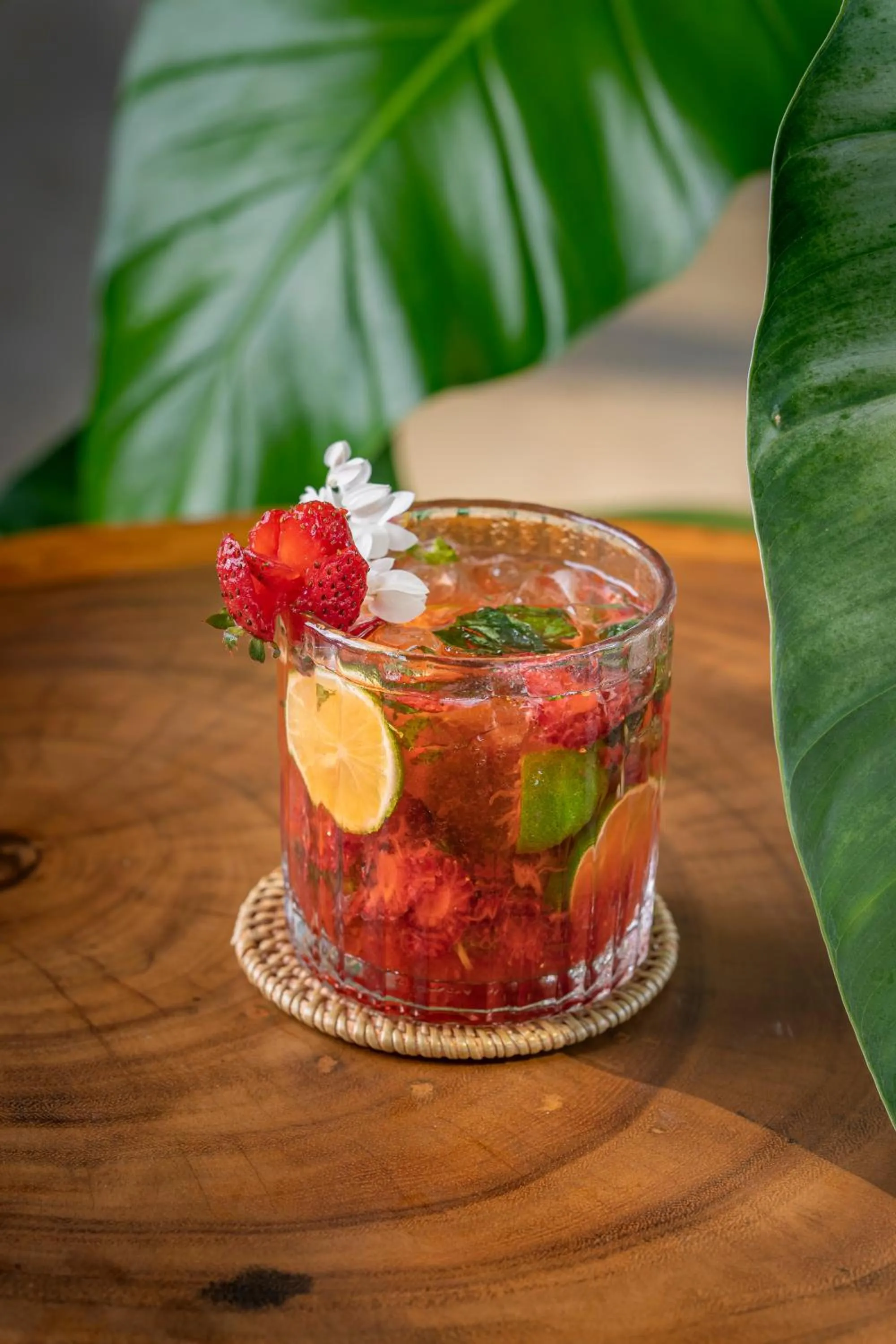 Food and drinks in Arpana Luxury Private Pool Villas