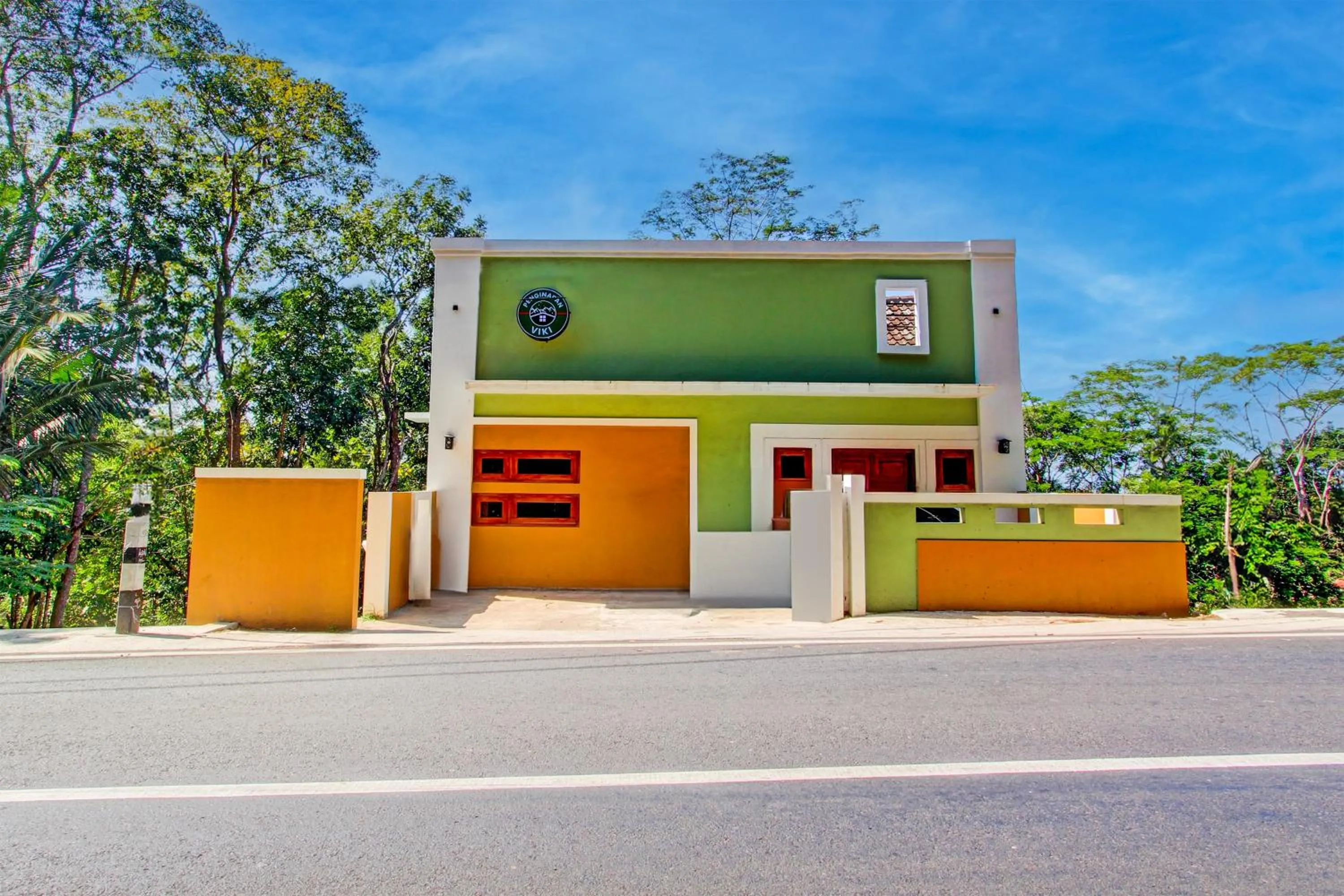 Facade/entrance in Hotel O Penginapan Viki Syariah