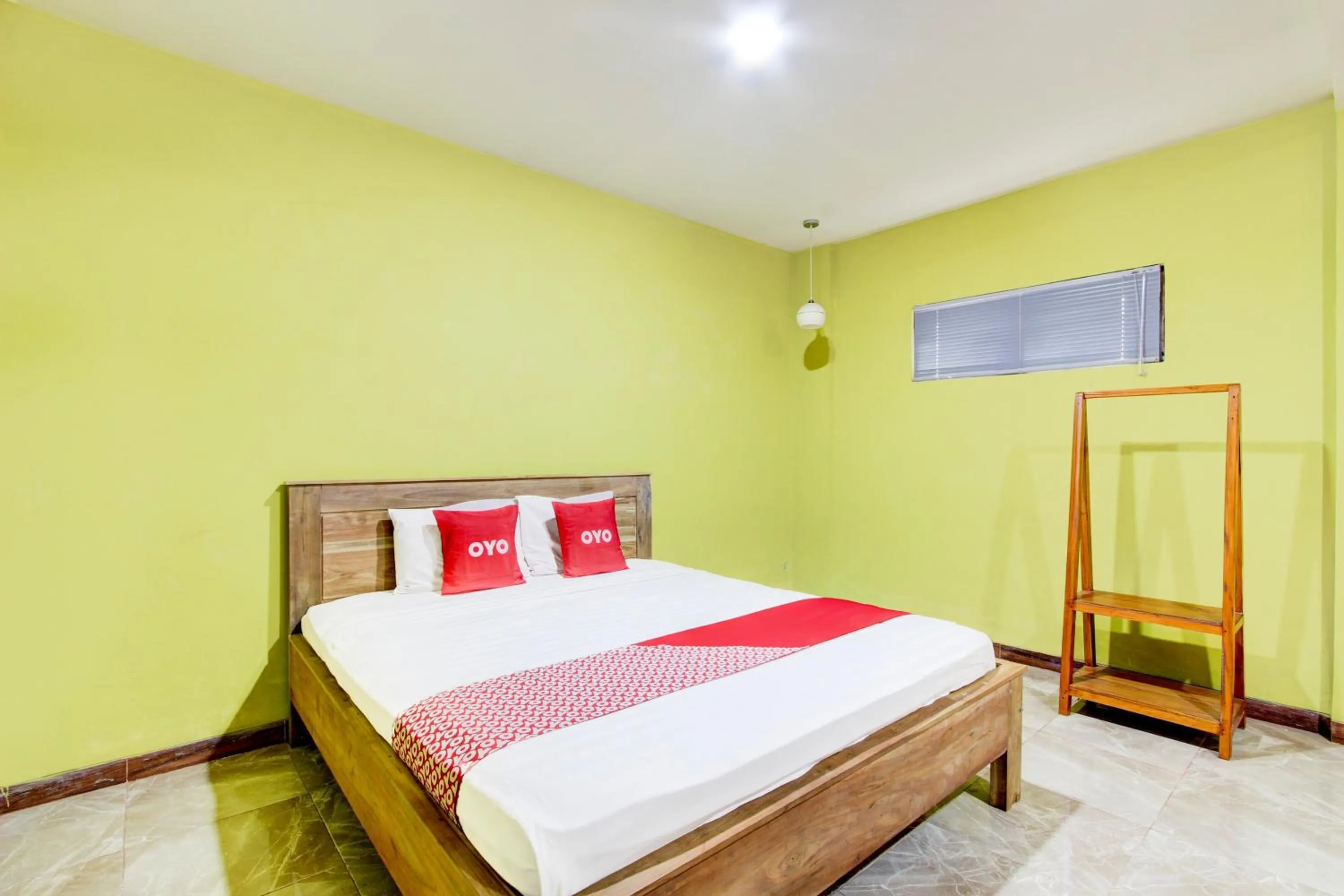 Bedroom, Bed in Hotel O Penginapan Viki Syariah