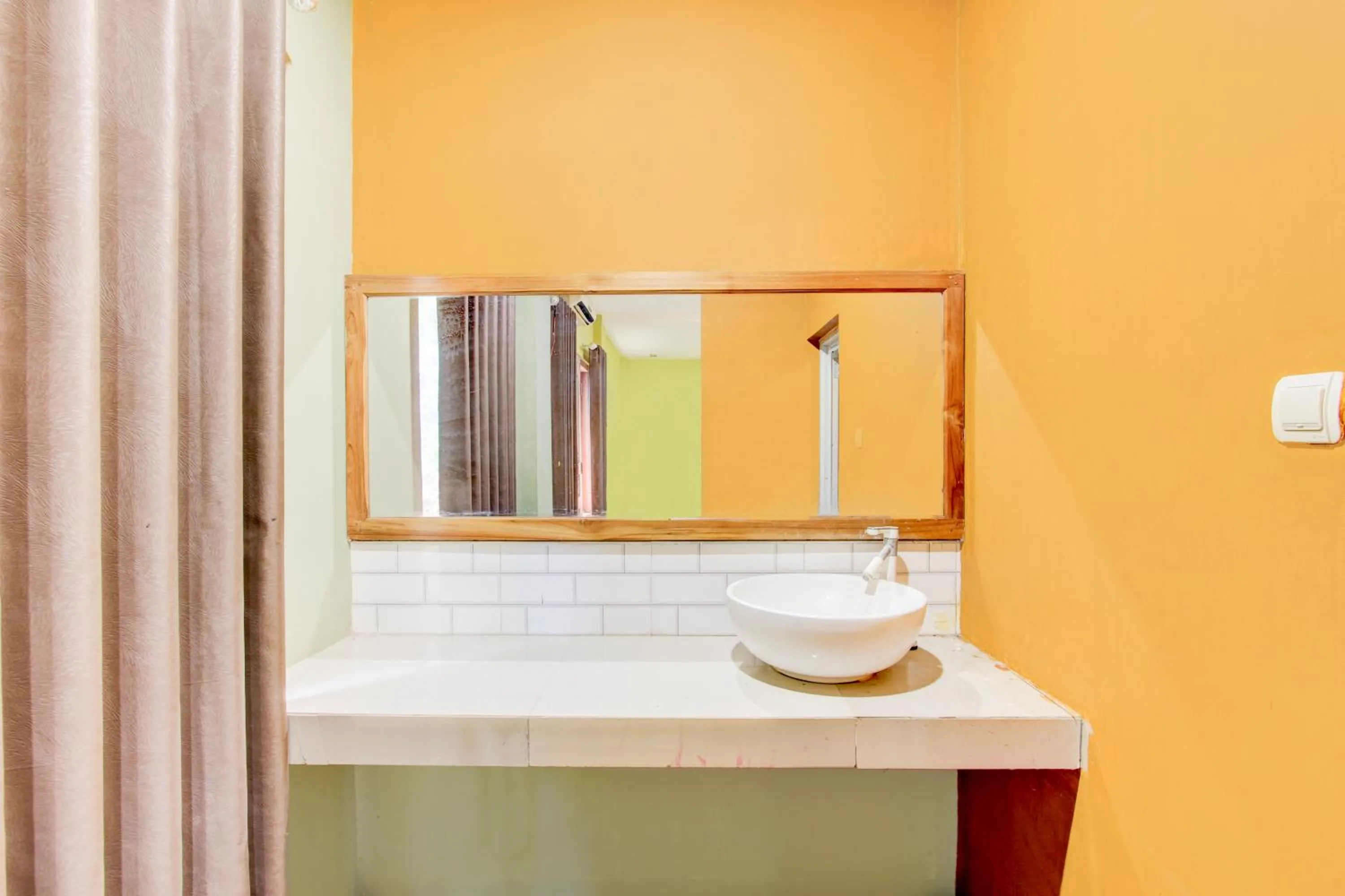 Bathroom in Hotel O Penginapan Viki Syariah