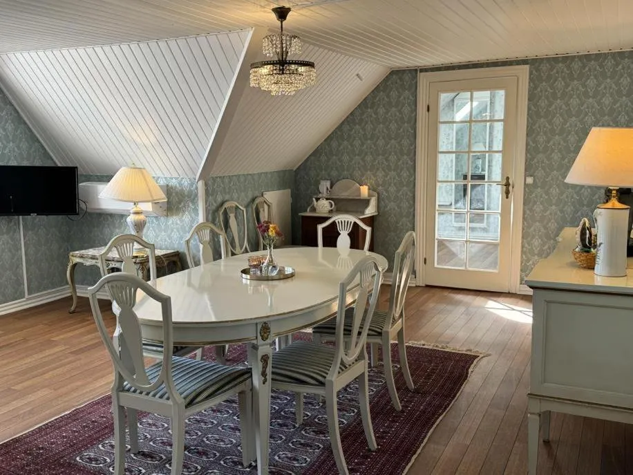 TV and multimedia in Rold Gl Kro