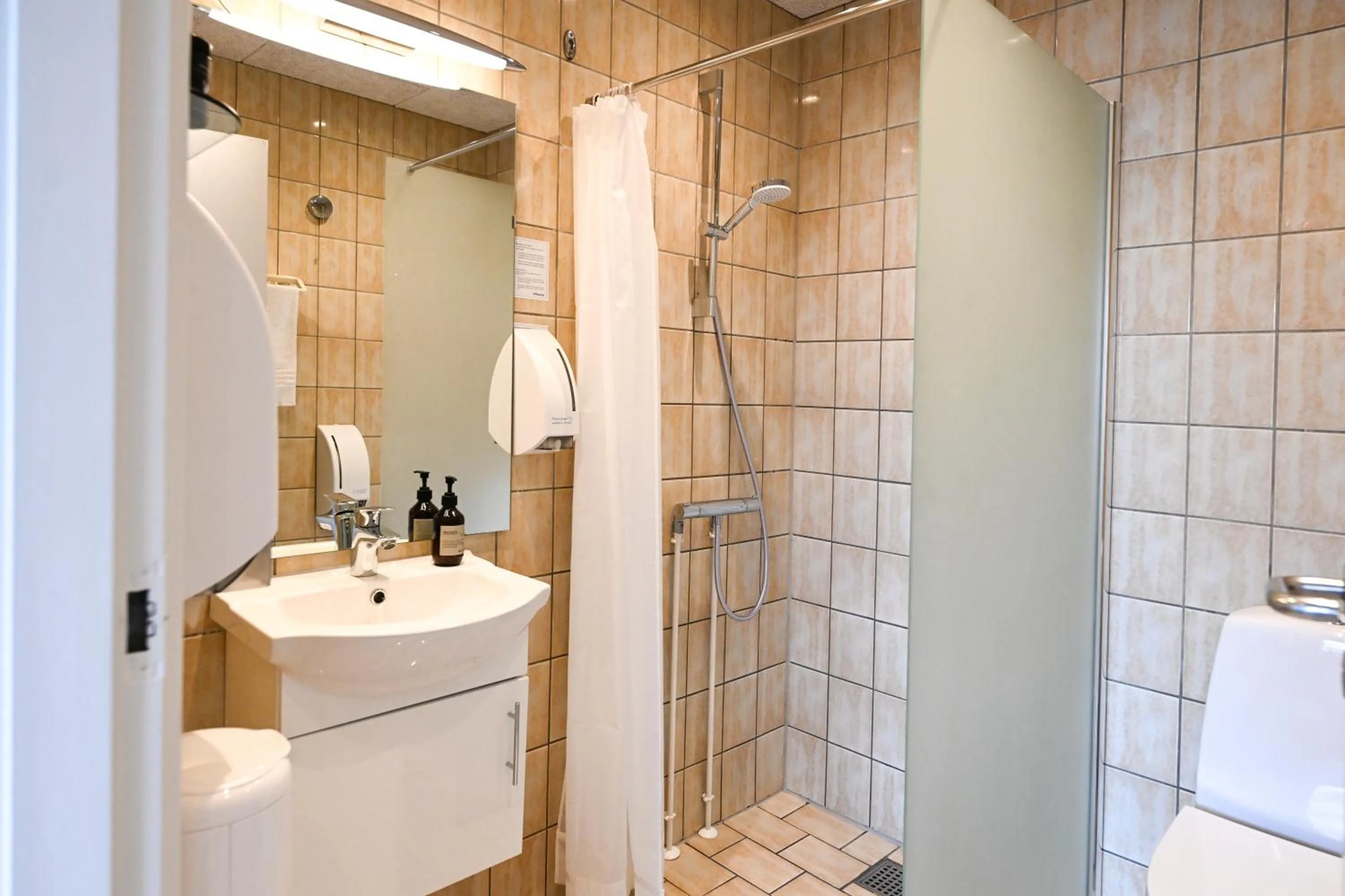 Toilet in Rold Gl Kro