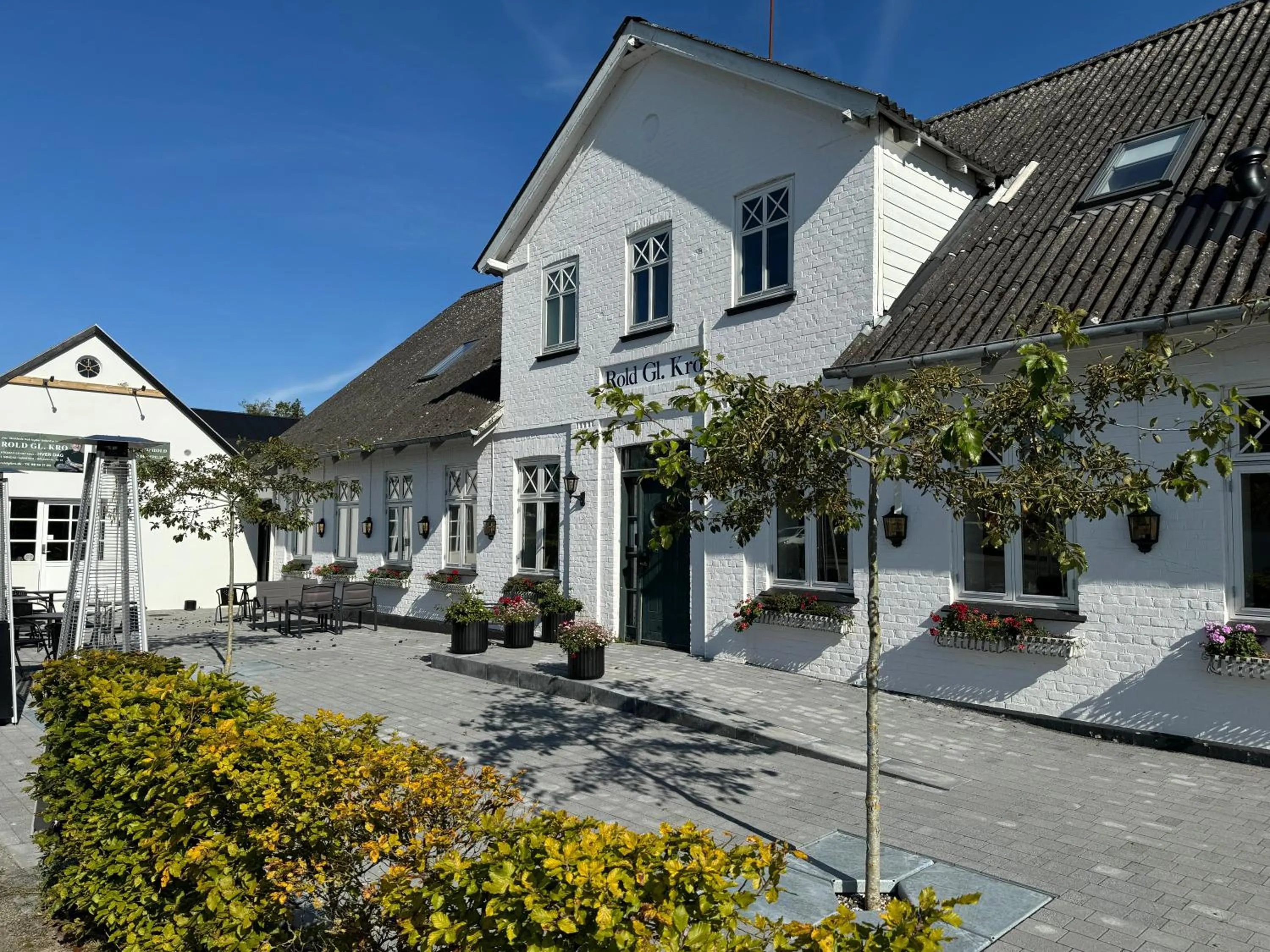 Property building in Rold Gl Kro