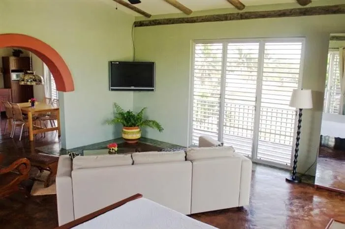 Living room in Almond Tree Hotel Resort