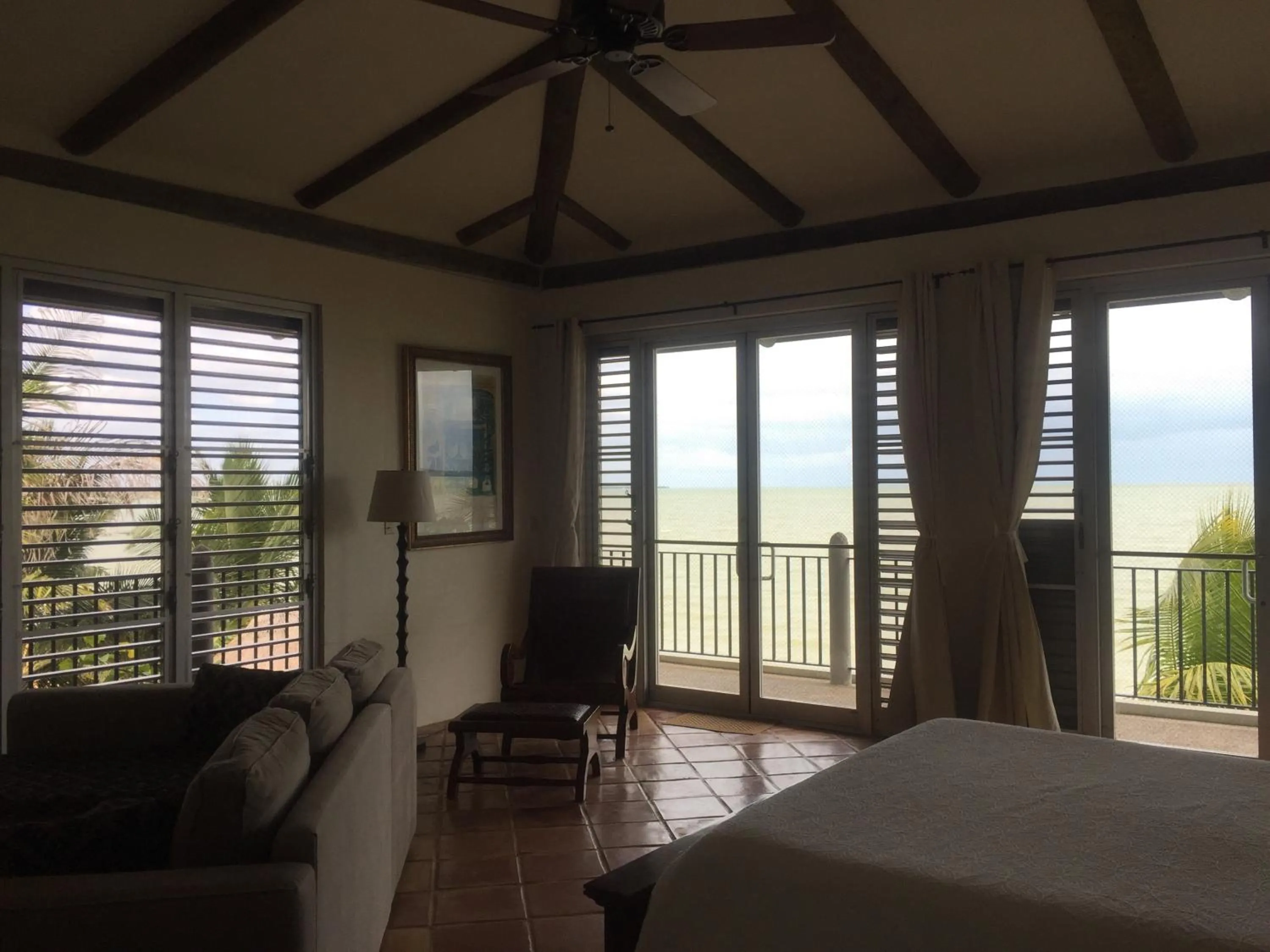 Almond Tree Hotel Resort