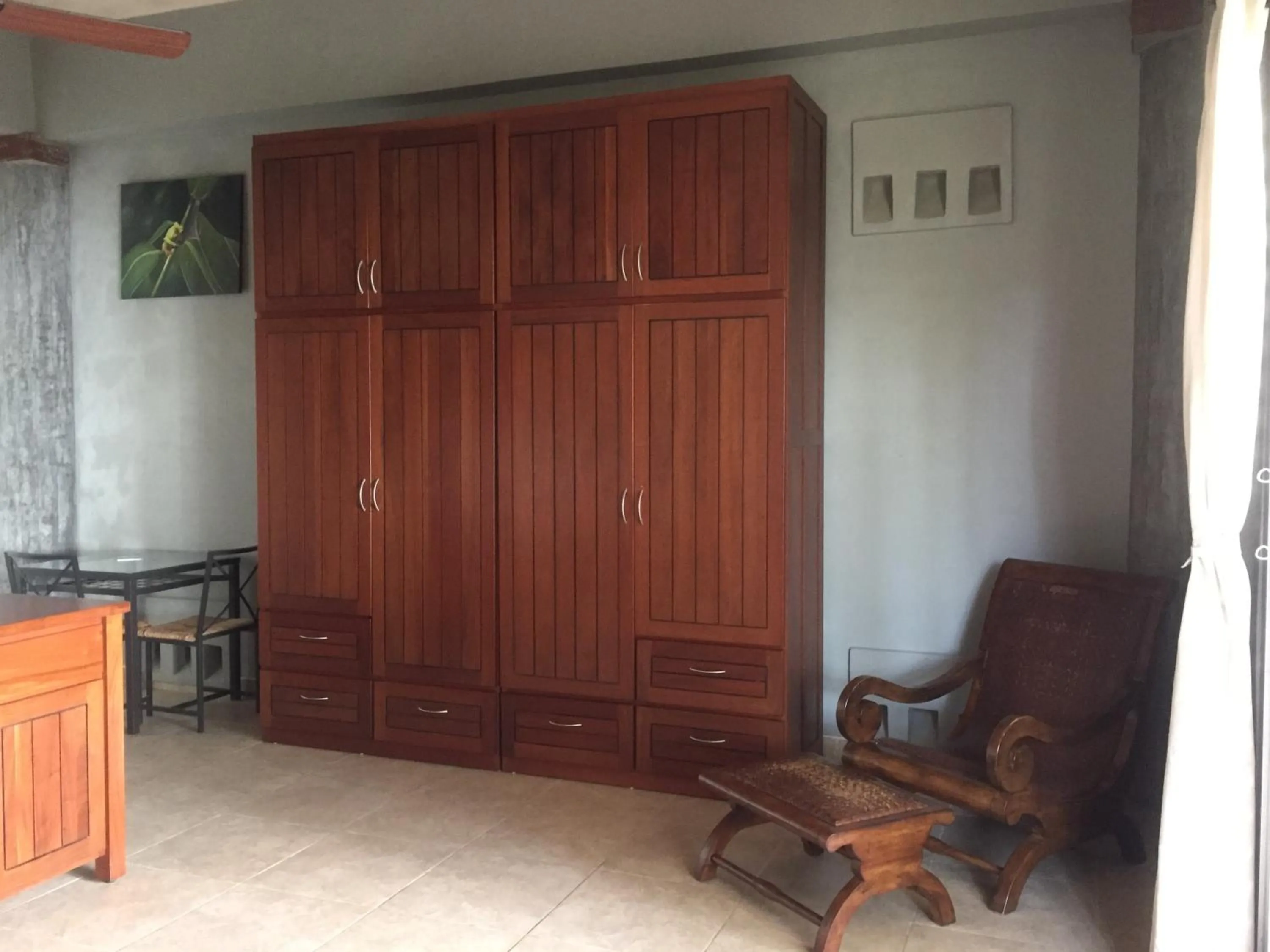 Almond Tree Hotel Resort