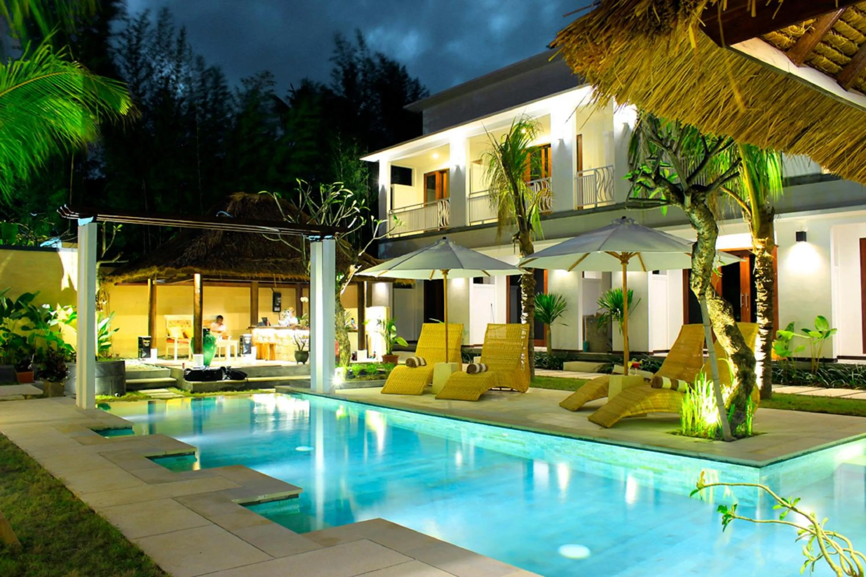 Garden in Alam Mimpi Hotel