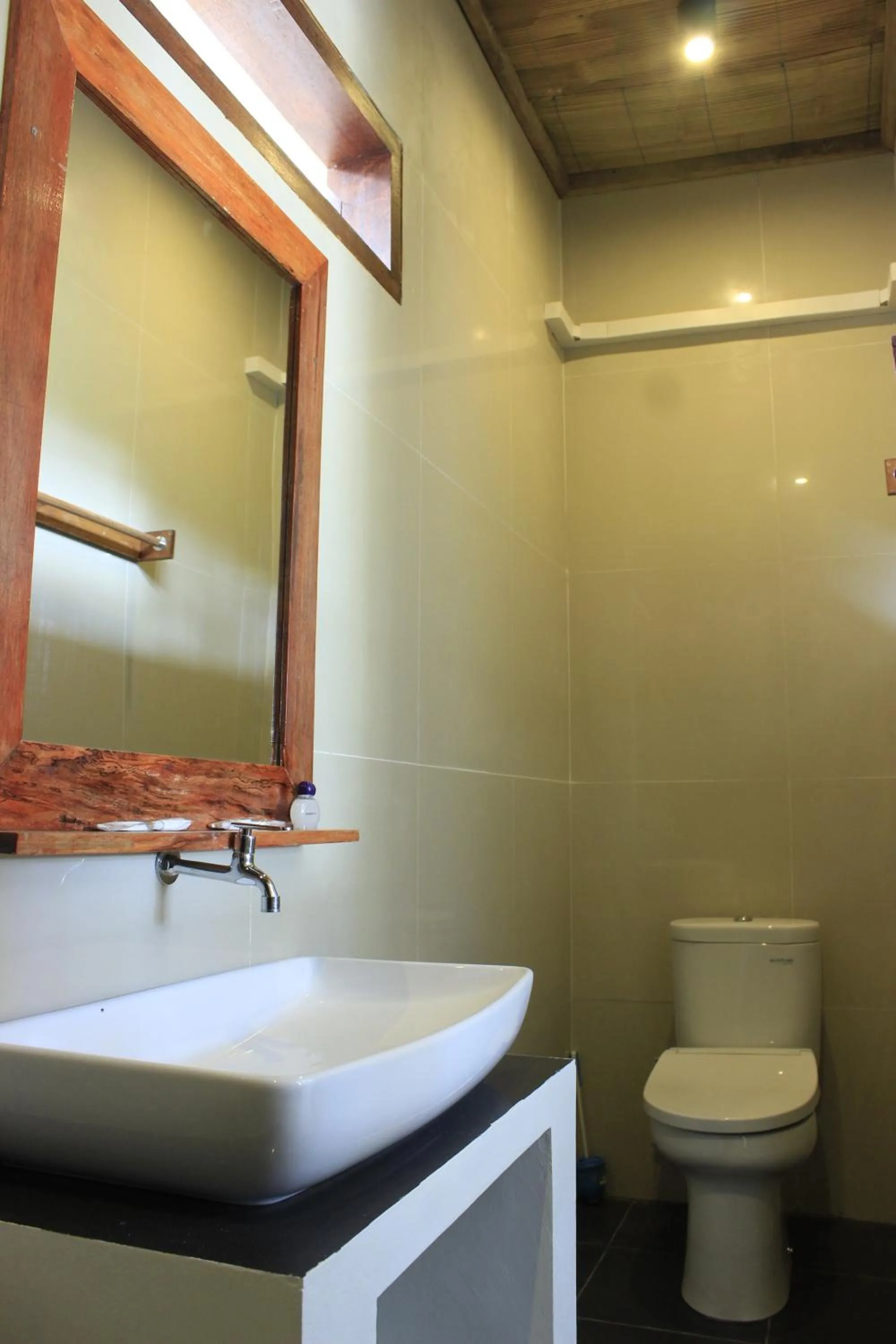 Bathroom in Alam Mimpi Hotel