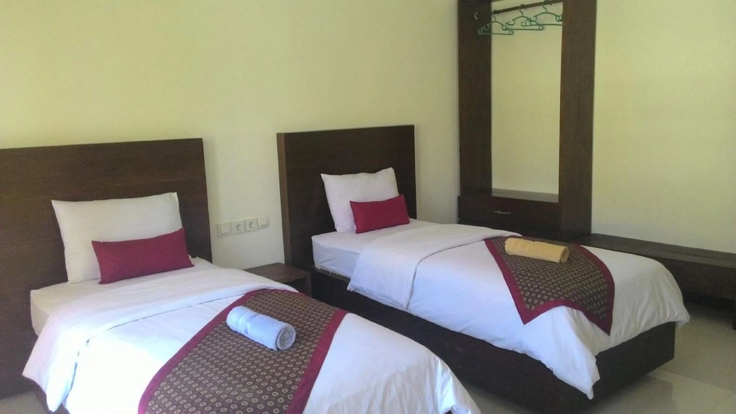 Bedroom, Bed in Alam Mimpi Hotel