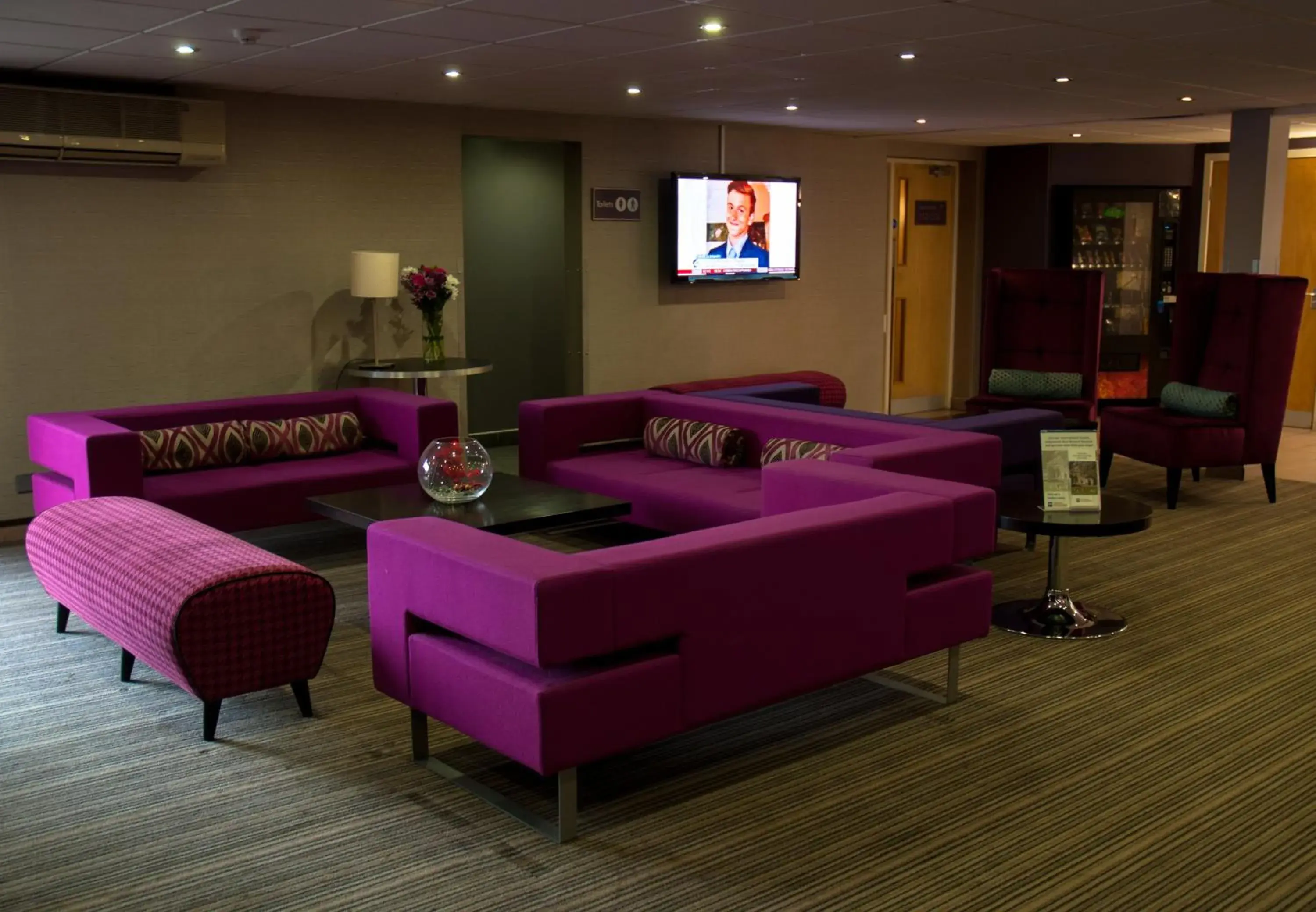 Lobby or reception, Seating Area in Best Western Nottingham Derby