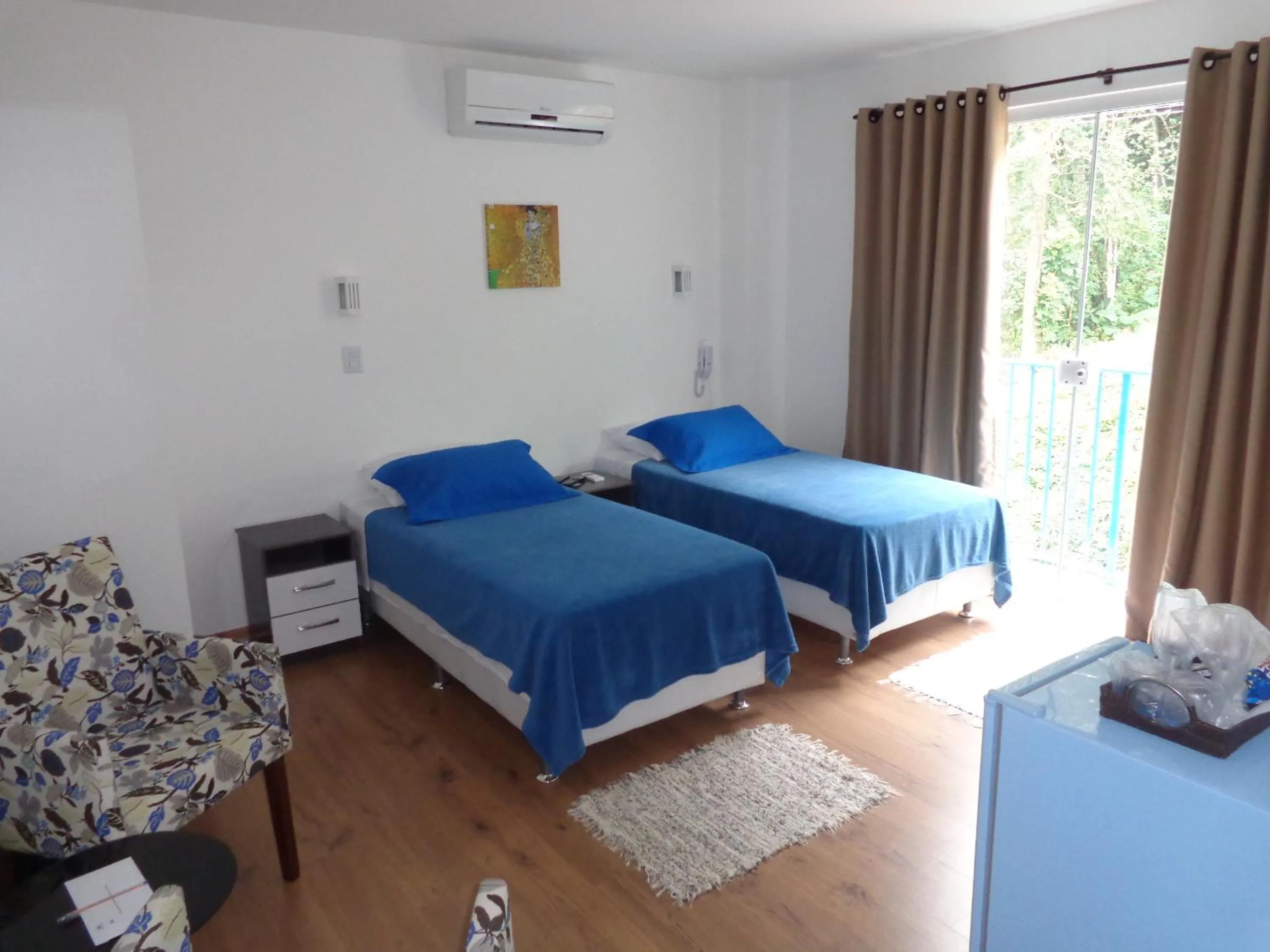 Bed in The Hyperion Boutique Hotel