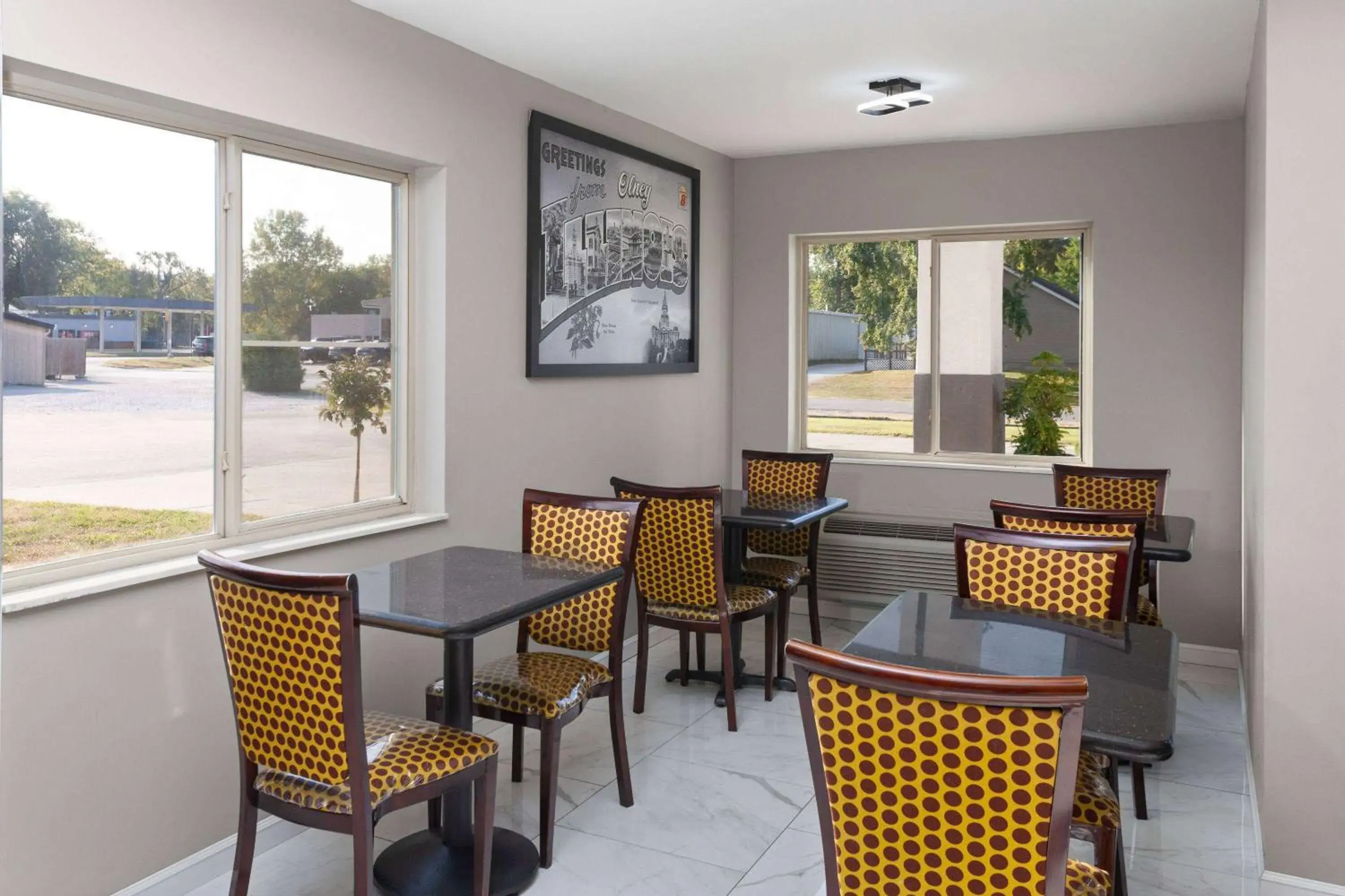 Breakfast in Super 8 by Wyndham Olney Breakfast in Super 8 by Wyndham Olney