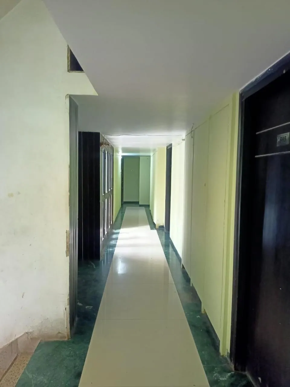 Facade/entrance in Hotel Skylark