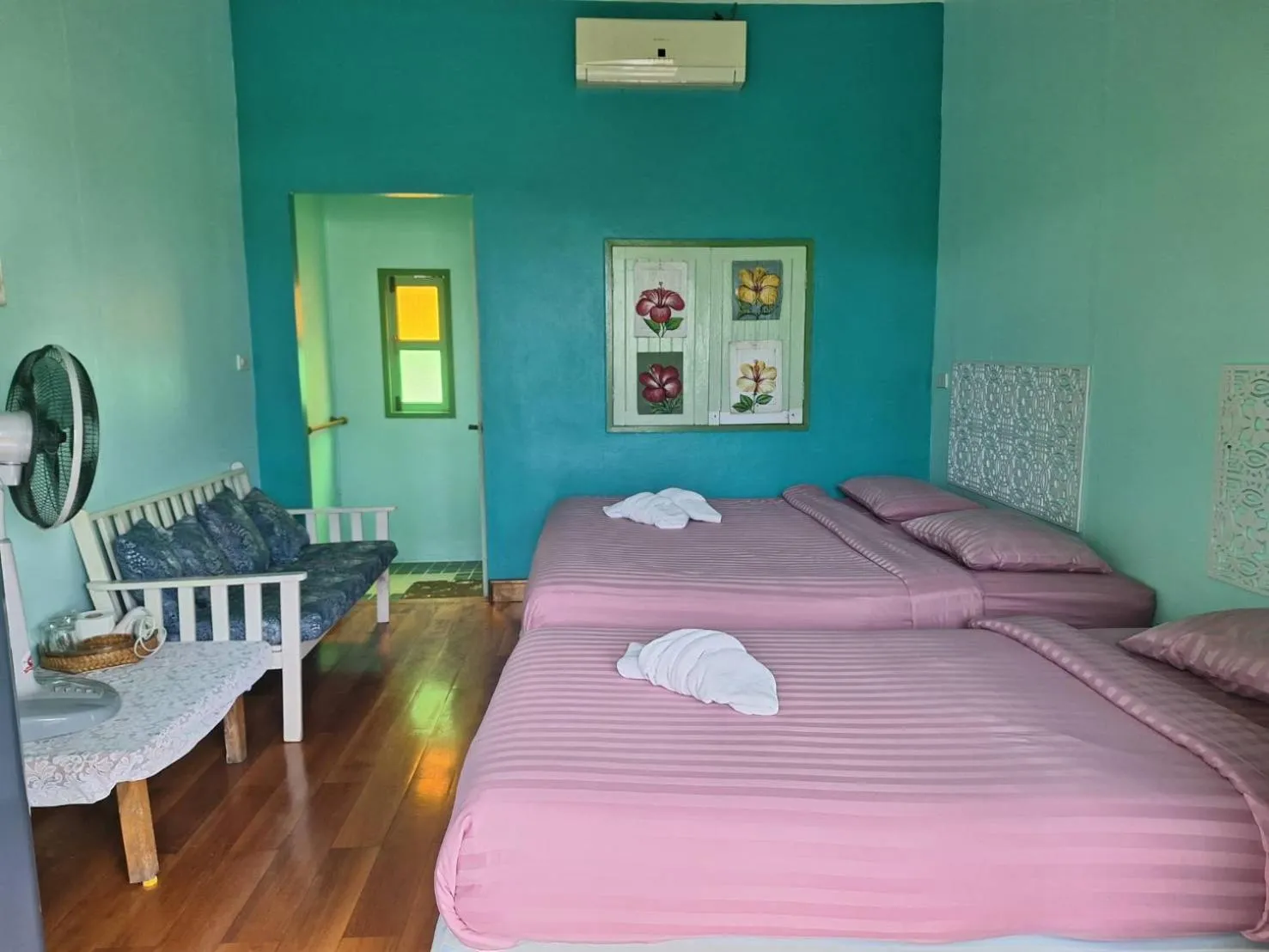 Bed in Baanrak amphawa homestay