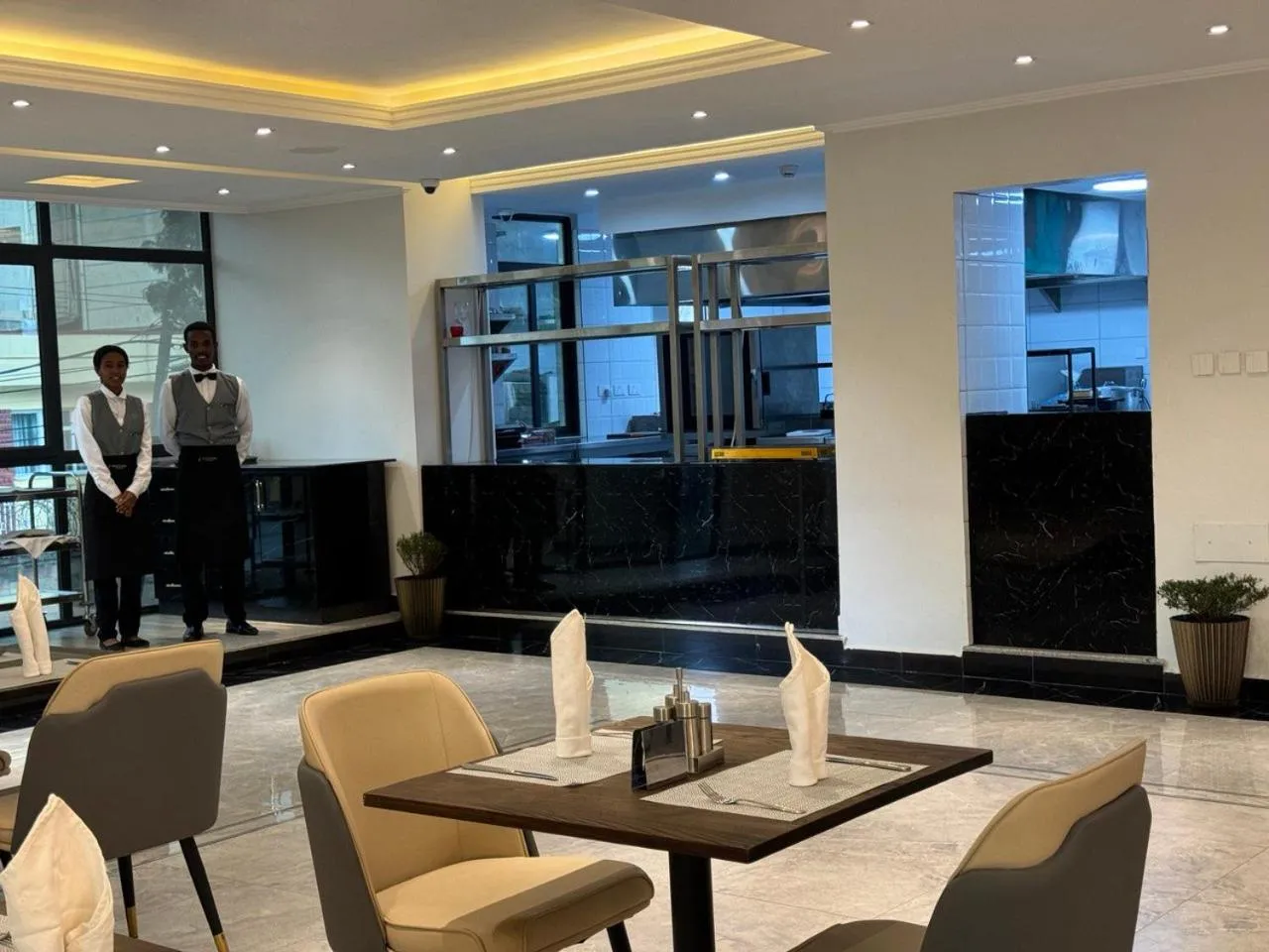 Restaurant/places to eat in Bentark Hotel