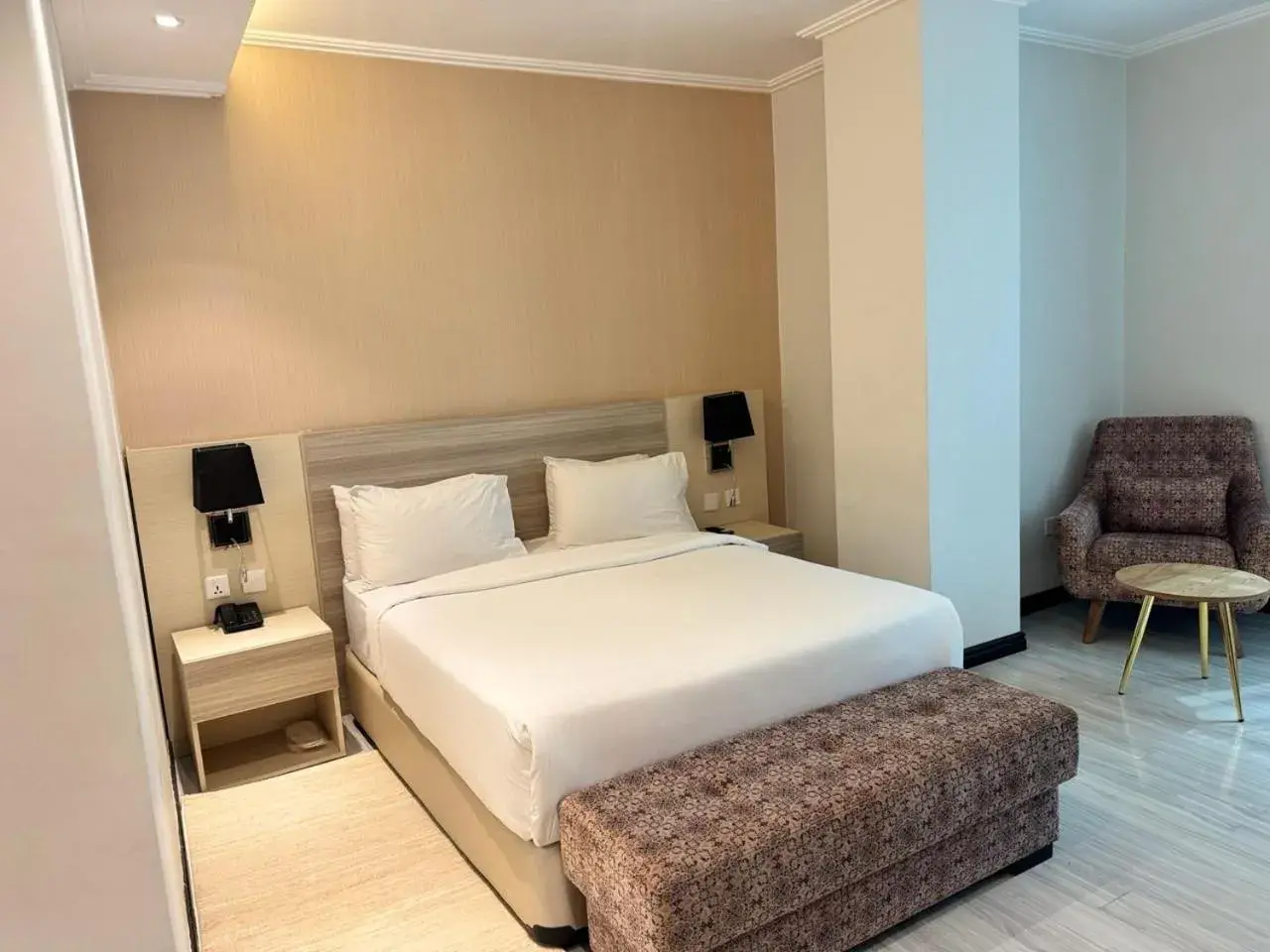 Business Double Room with Gym Access in Bentark Hotel Business Double Room with Gym Access in Bentark Hotel