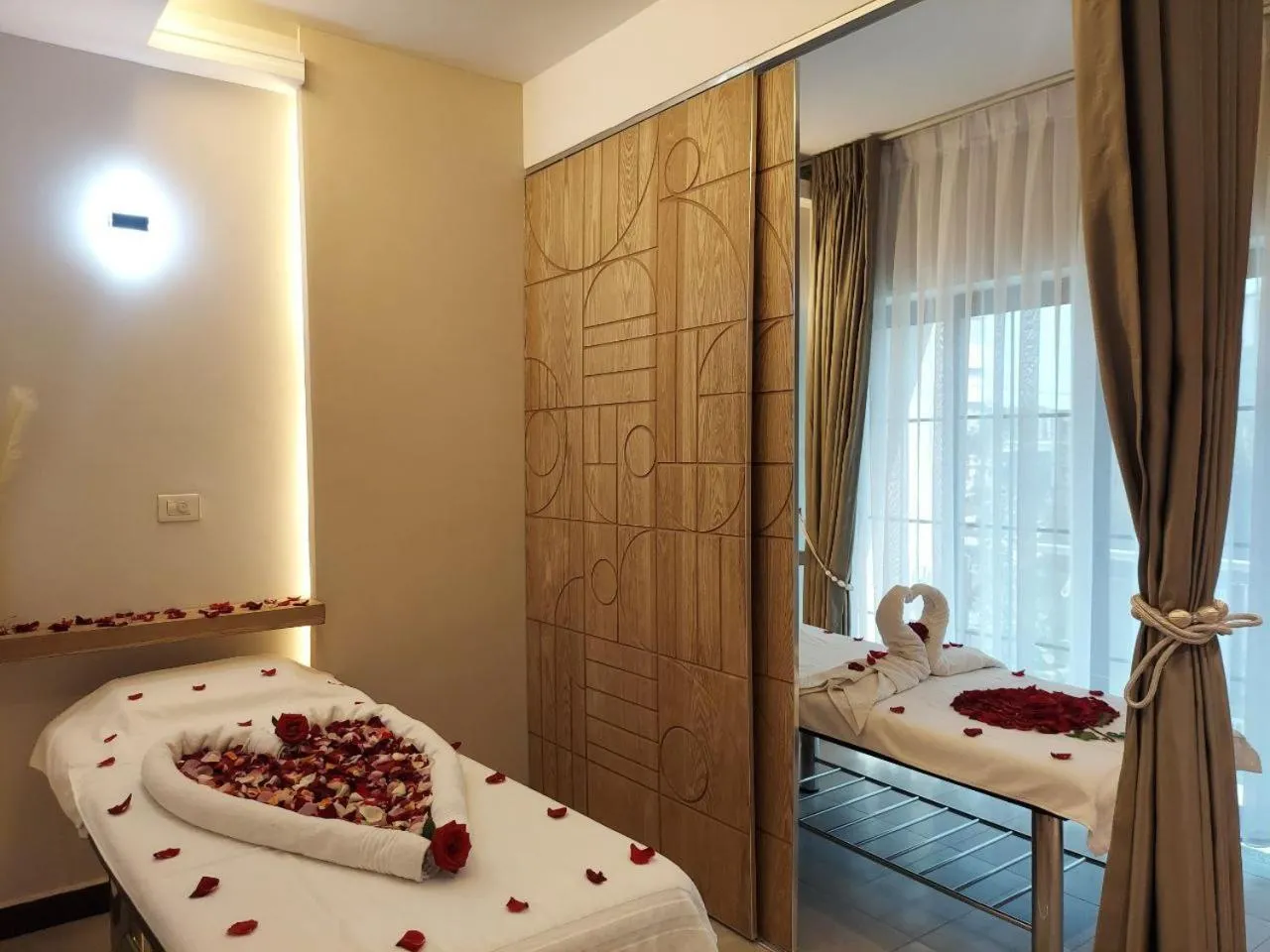 Massage, Bed in Bentark Hotel