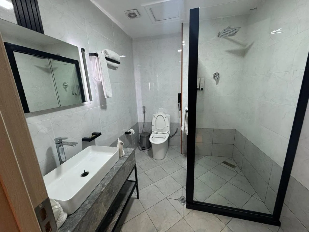 Bathroom in Bentark Hotel