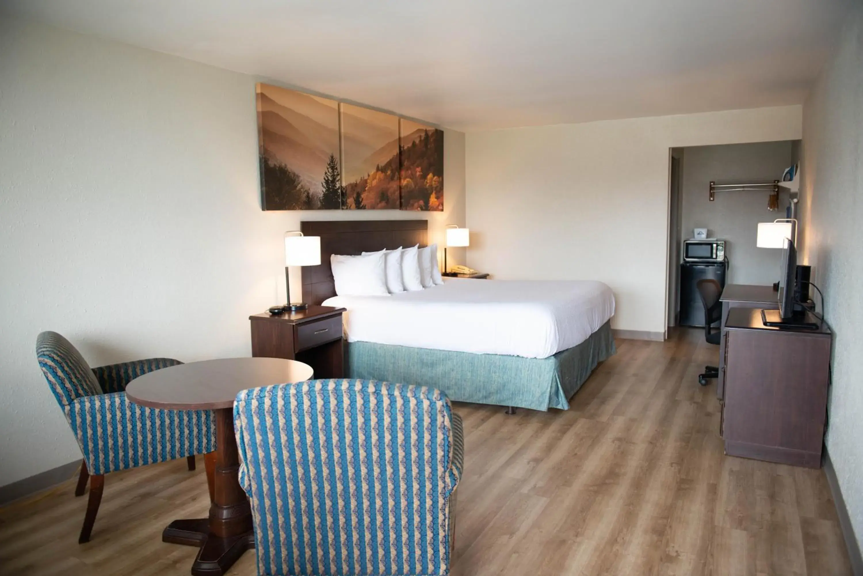 Bed in Days Inn by Wyndham Waynesboro Bed in Days Inn by Wyndham Waynesboro