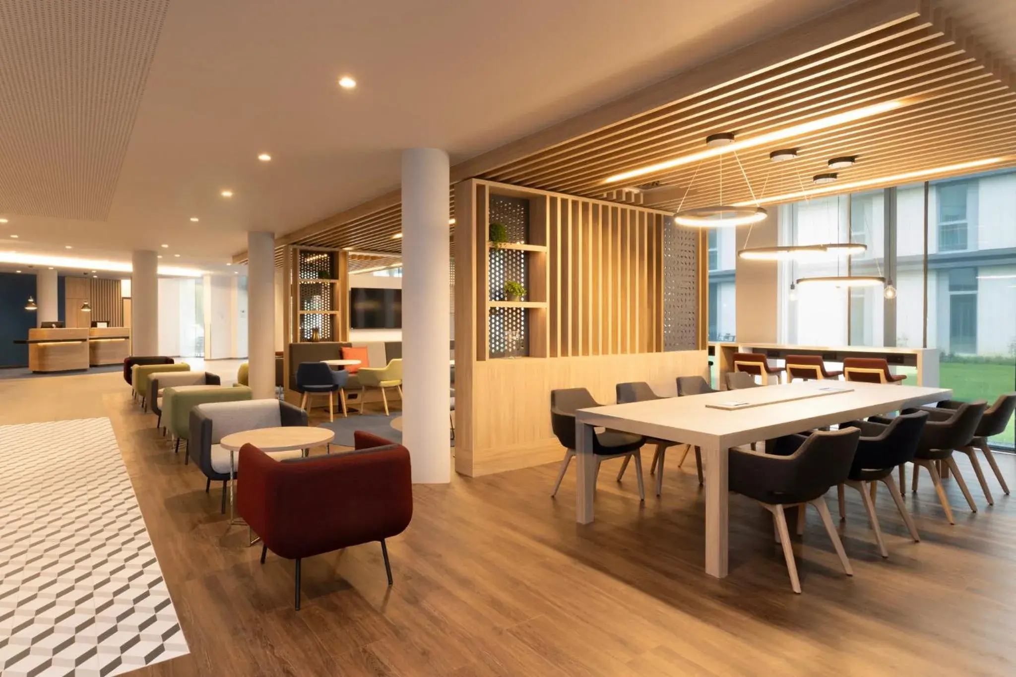 Property building in Holiday Inn Express Brussels - Airport by IHG Property building in Holiday Inn Express Brussels - Airport by IHG