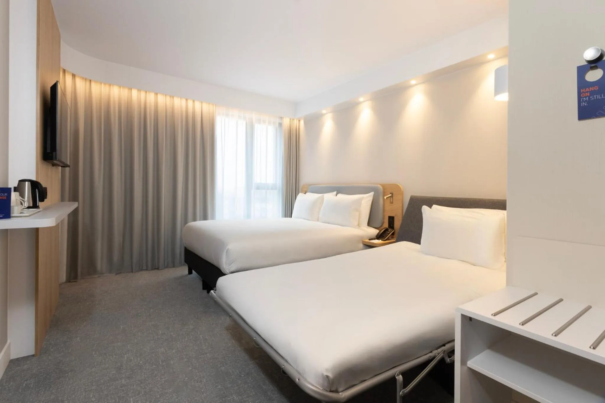 Photo of the whole room, Bed in Holiday Inn Express Brussels - Airport by IHG