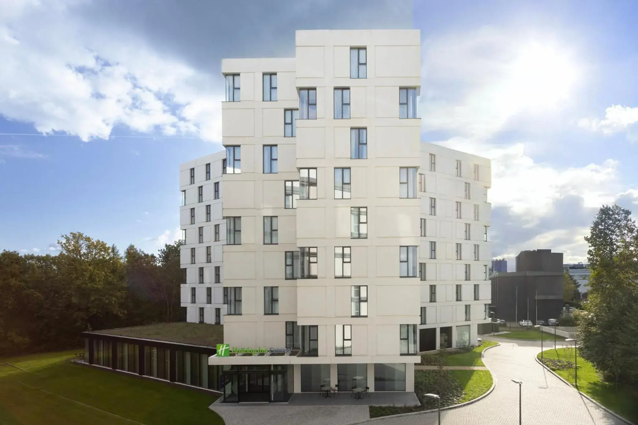 Property building in Holiday Inn Express Brussels - Airport by IHG Property building in Holiday Inn Express Brussels - Airport by IHG