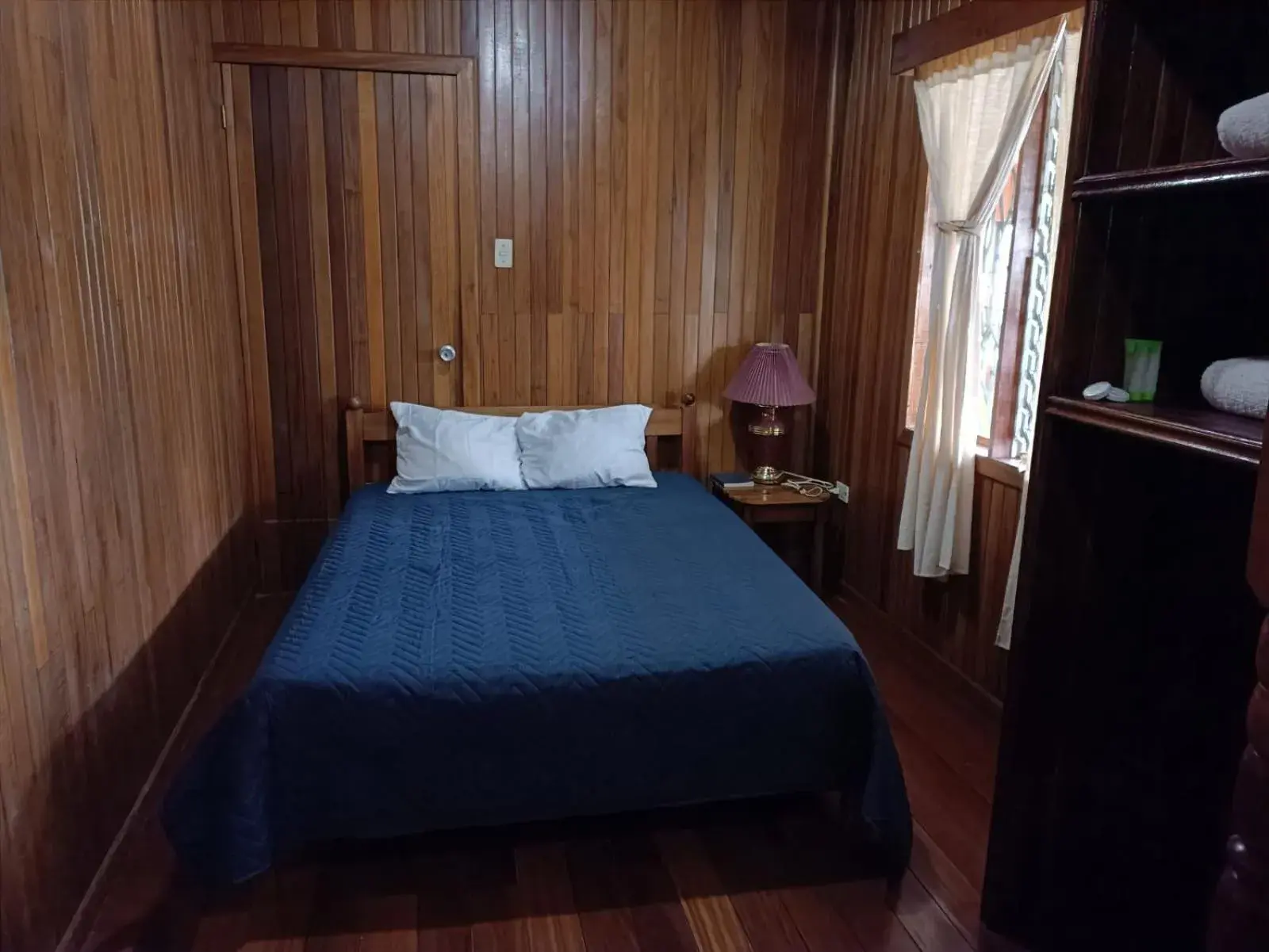 Family Room with Private Bathroom in Hotel Bell Bird Family Room with Private Bathroom in Hotel Bell Bird