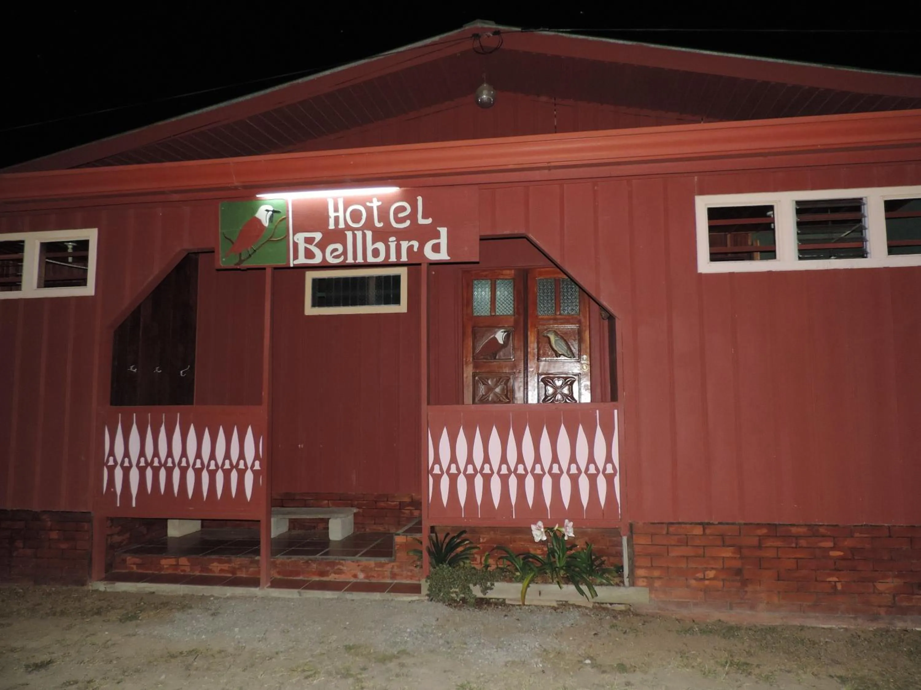 Facade/entrance in Hotel Bell Bird