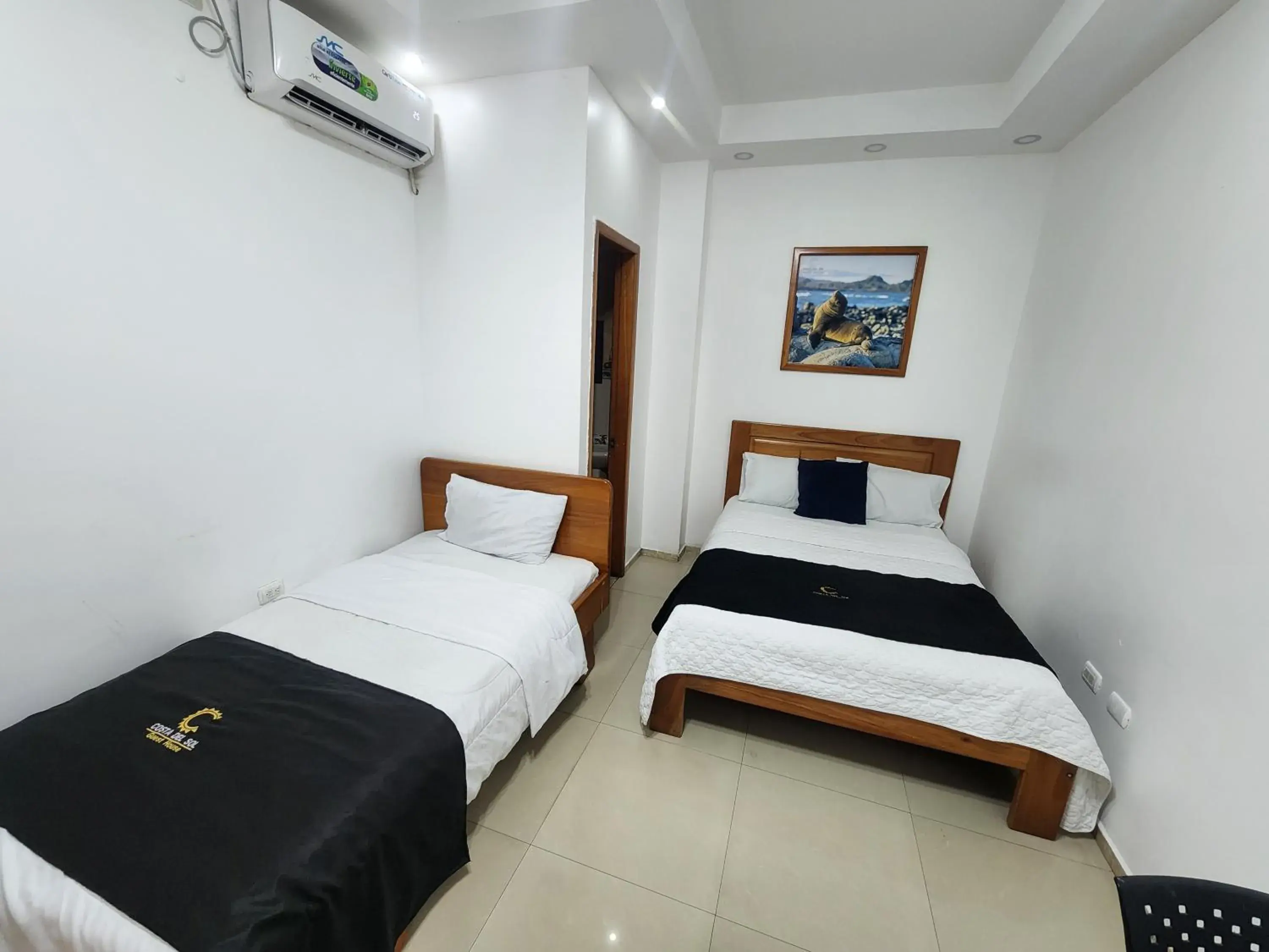 Twin Room in Costa Del Sol Twin Room in Costa Del Sol