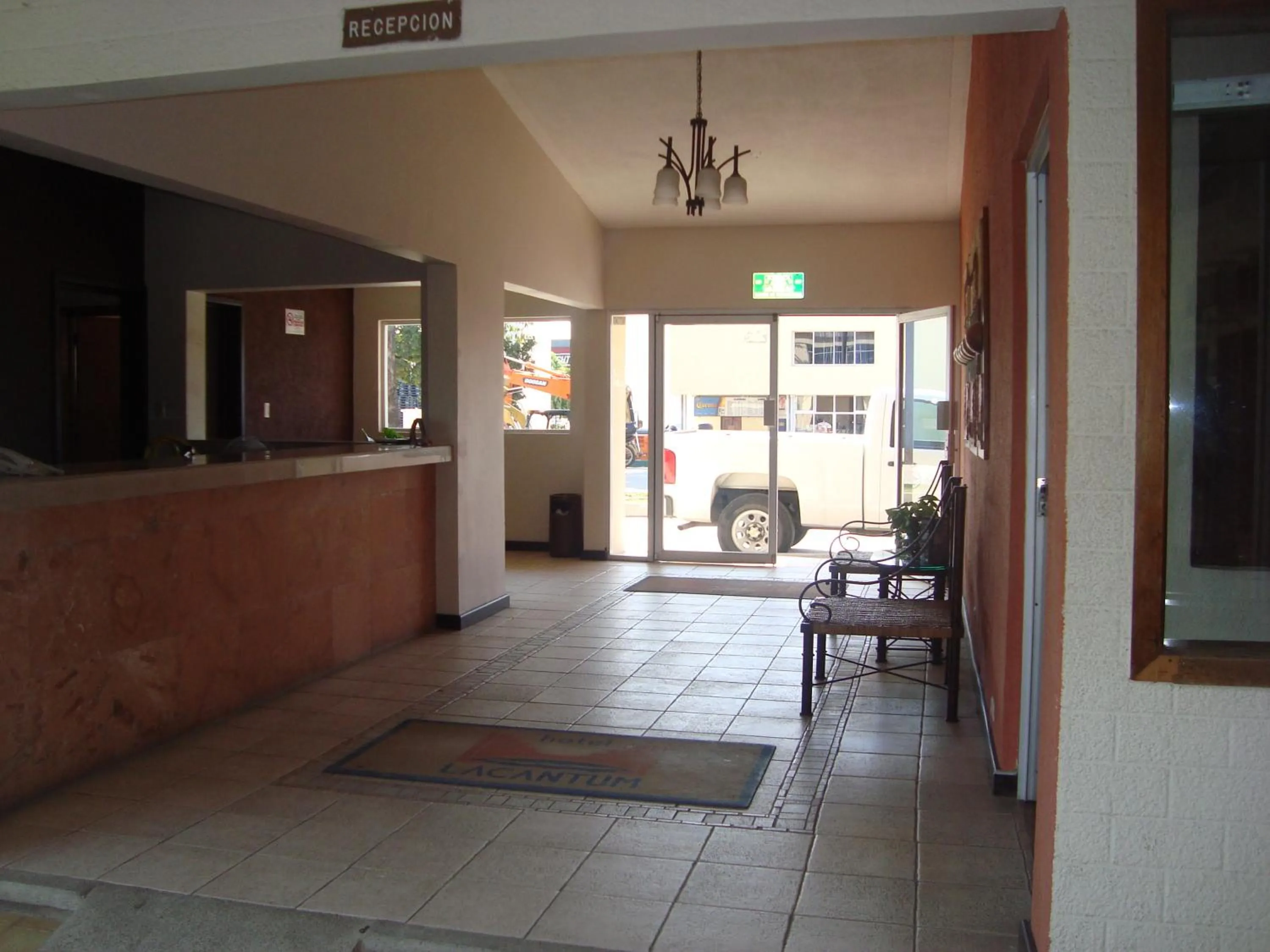 Lobby or reception in Hotel Lacantum