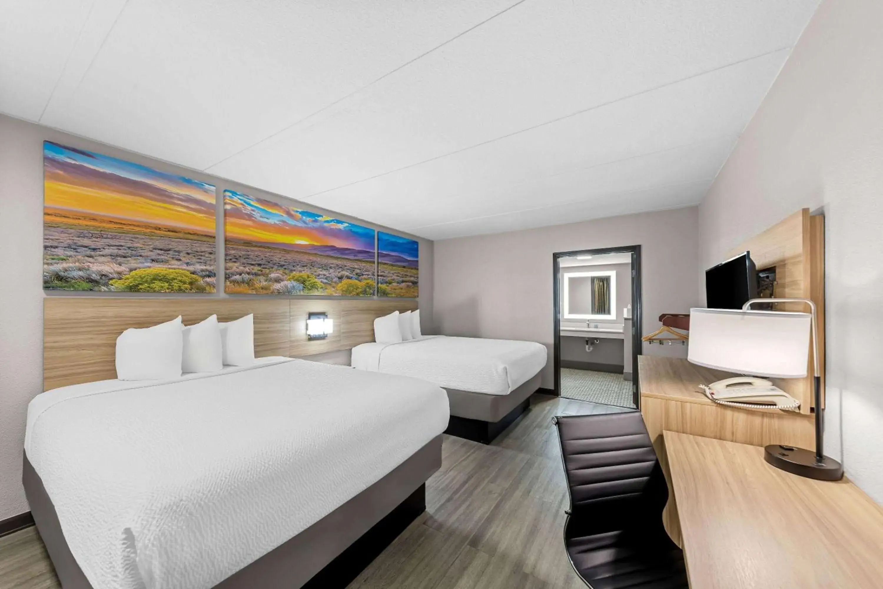 Bed in Days Inn by Wyndham Gainesville Bed in Days Inn by Wyndham Gainesville