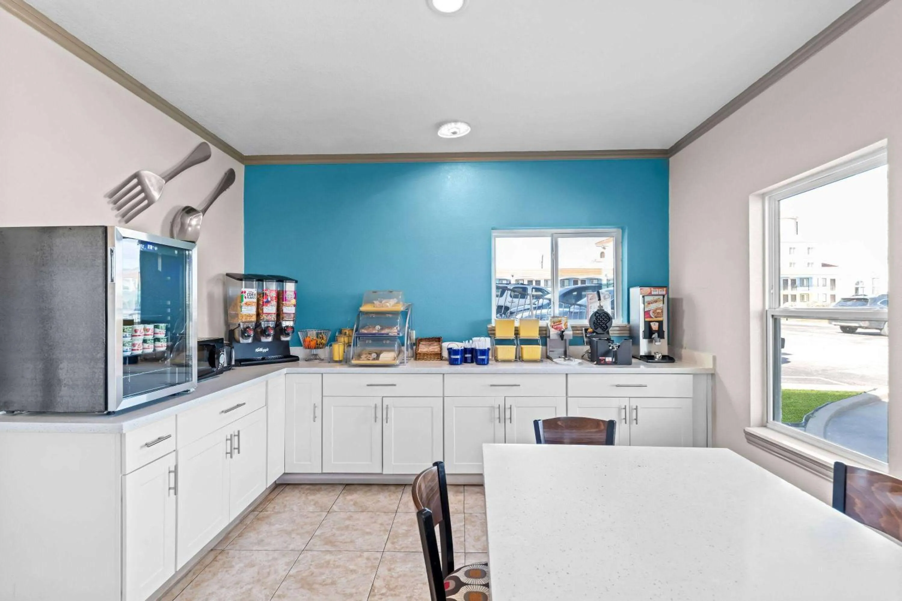 Property building in Days Inn by Wyndham Gainesville