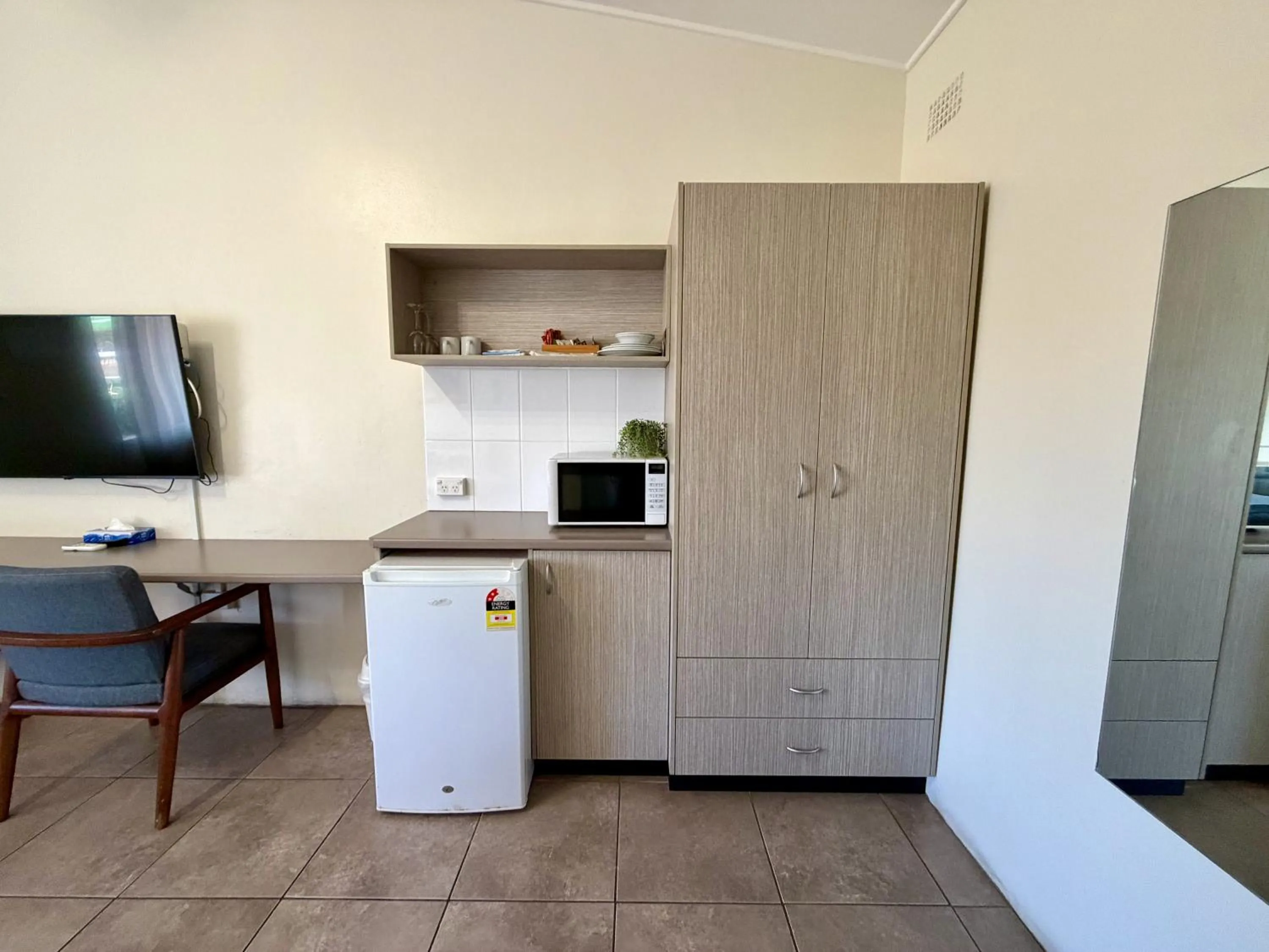 TV and multimedia in Ashwood Motel