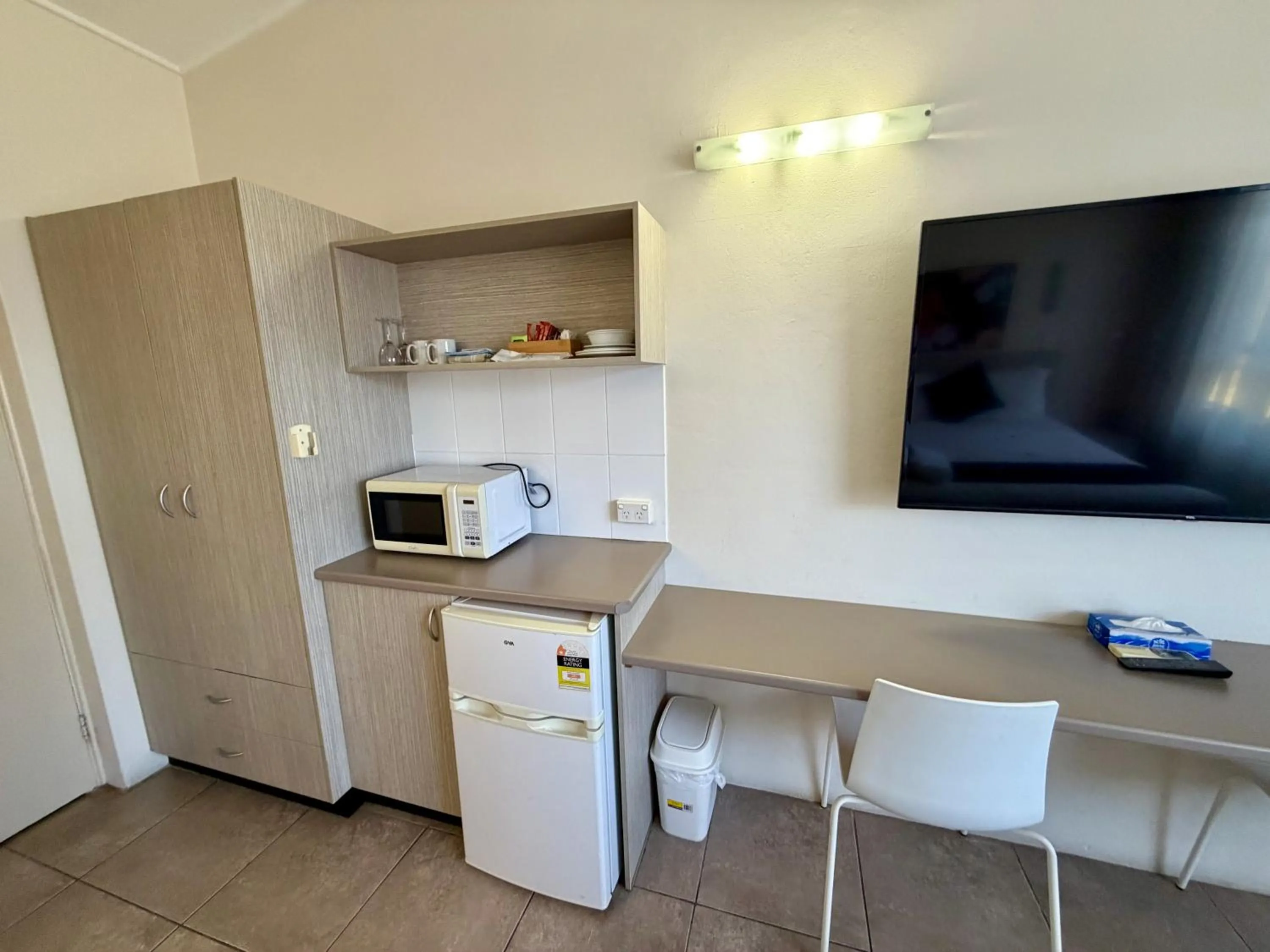 TV and multimedia in Ashwood Motel