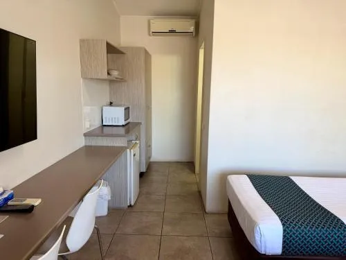 Bed in Ashwood Motel
