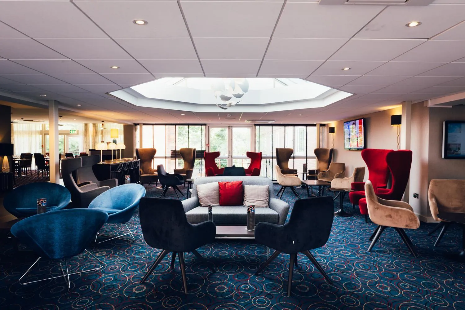 Communal lounge/ TV room in Novotel Nottingham Derby